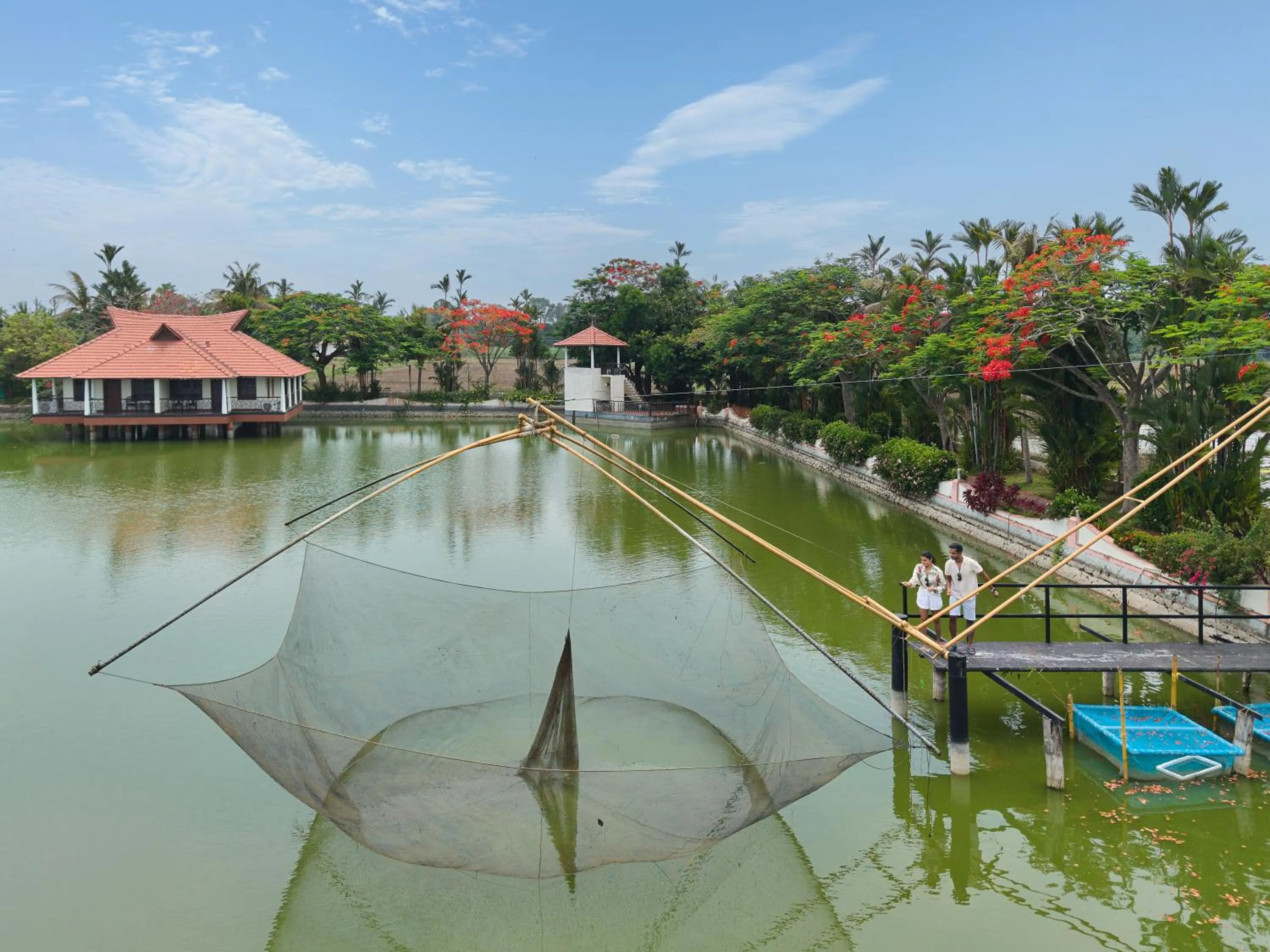 Sterling Lake Palace Alleppey