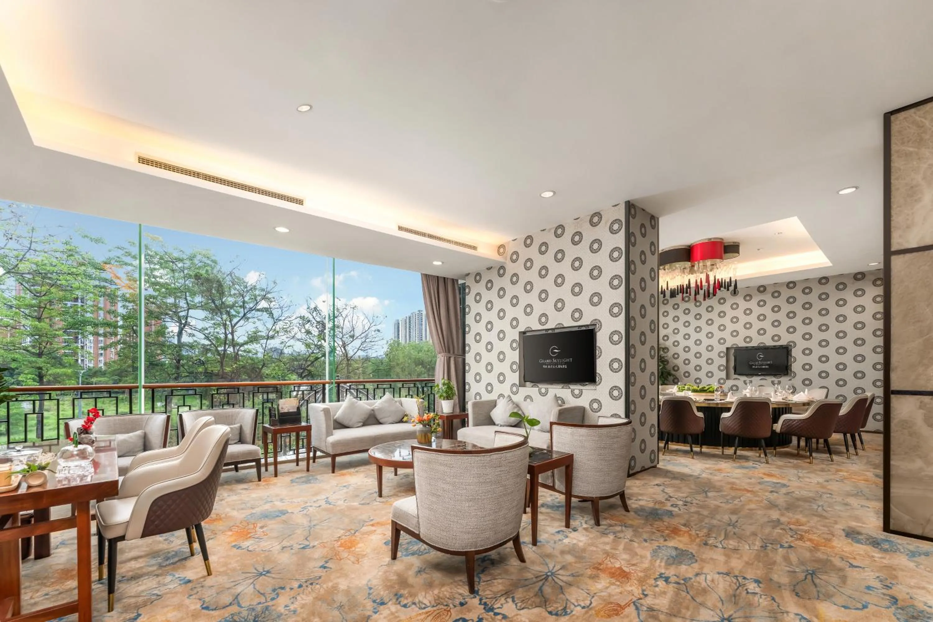 Dining area in Grand Skylight International Hotel Shenzhen Guanlan, Near Metro Station, Huawei, Foxcnn, Shenzhen North Railway