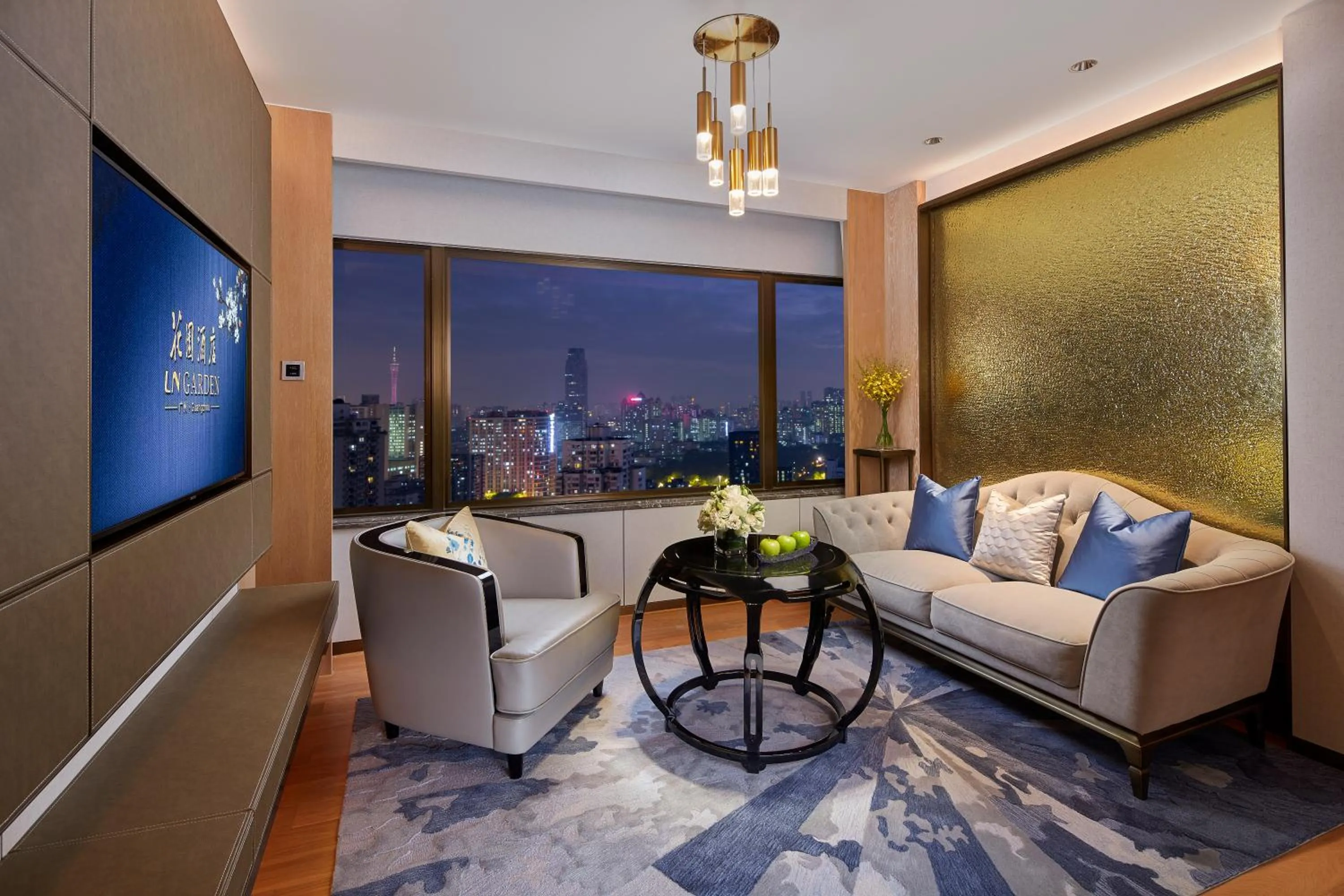 Living room in The Garden Hotel Guangzhou