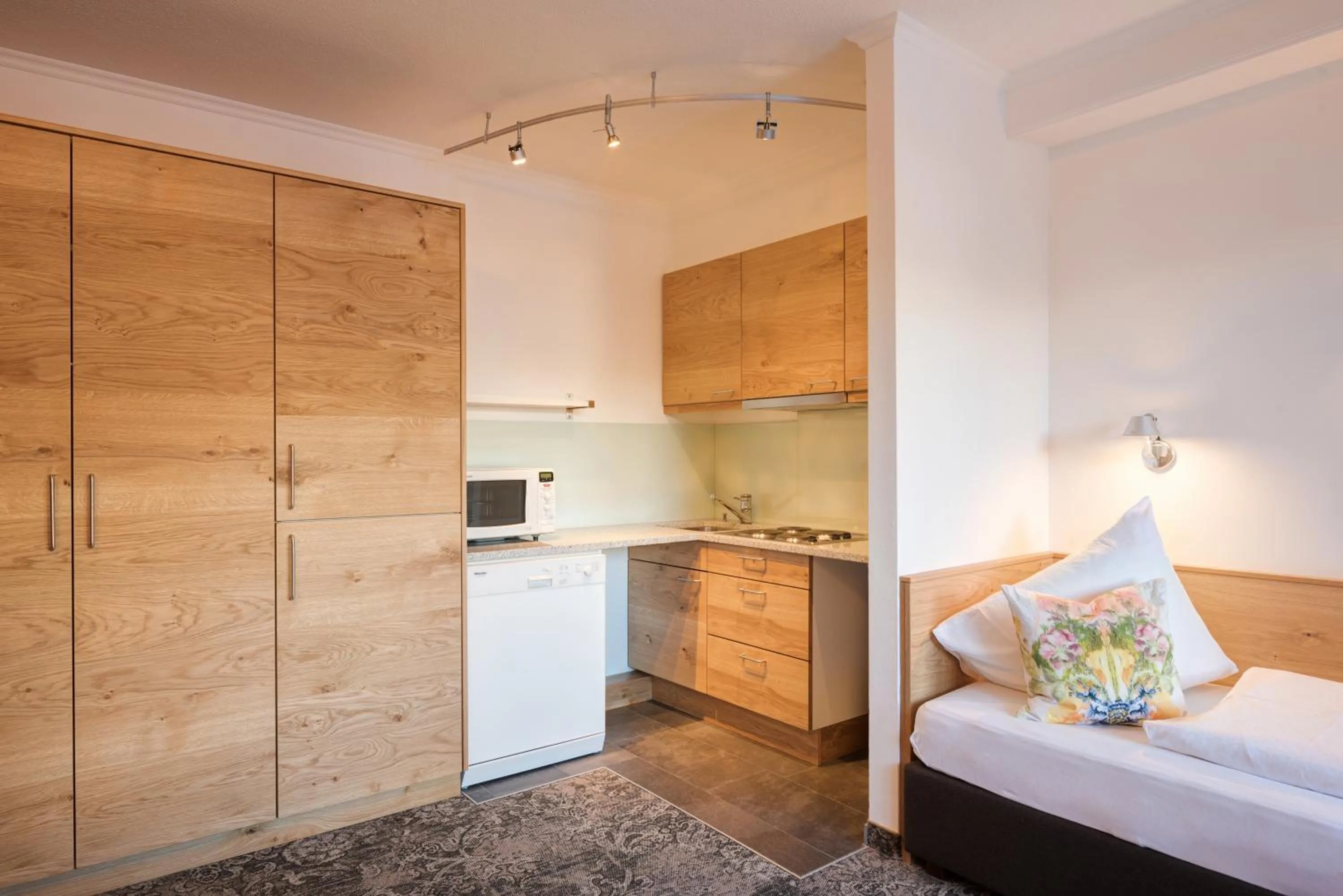 kitchen, Bed in Aparthotel Acksteiner