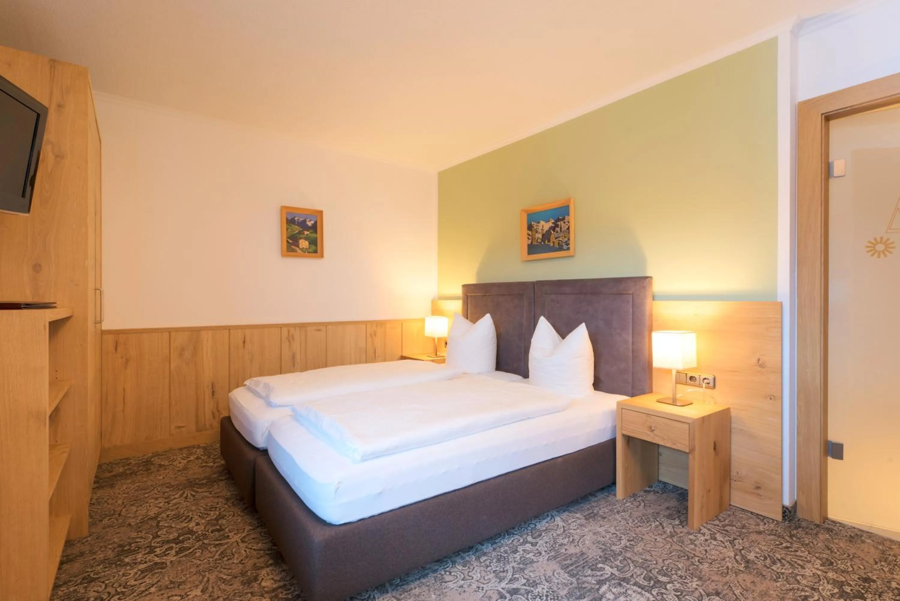 Photo of the whole room, Bed in Aparthotel Acksteiner