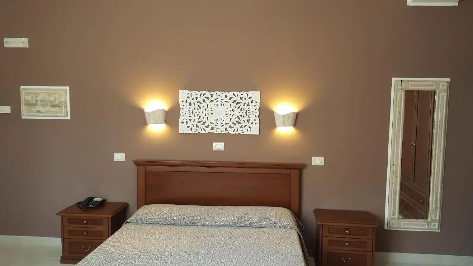 Economy Double Room in Domus Romulea Economy Double Room in Domus Romulea