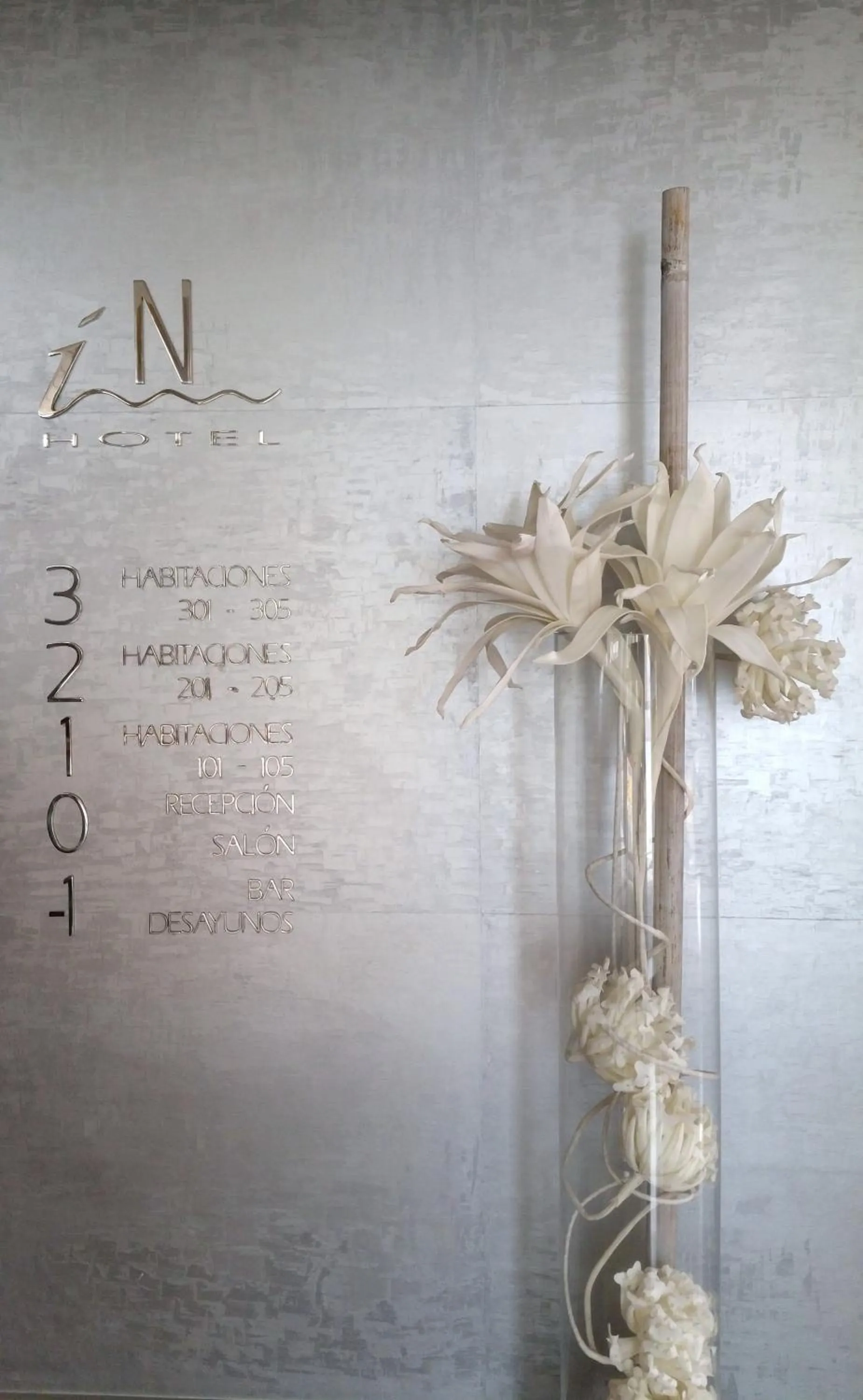 Decorative detail in Isla Nova Hotel