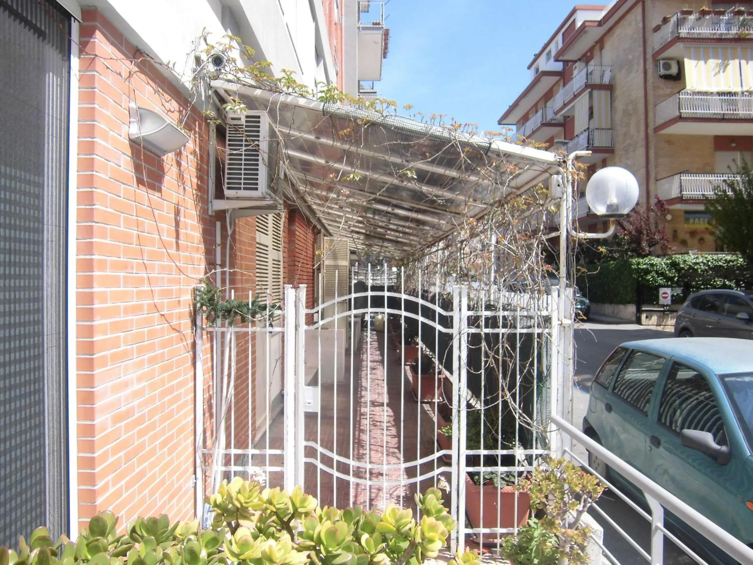 Property building in Rock Garden