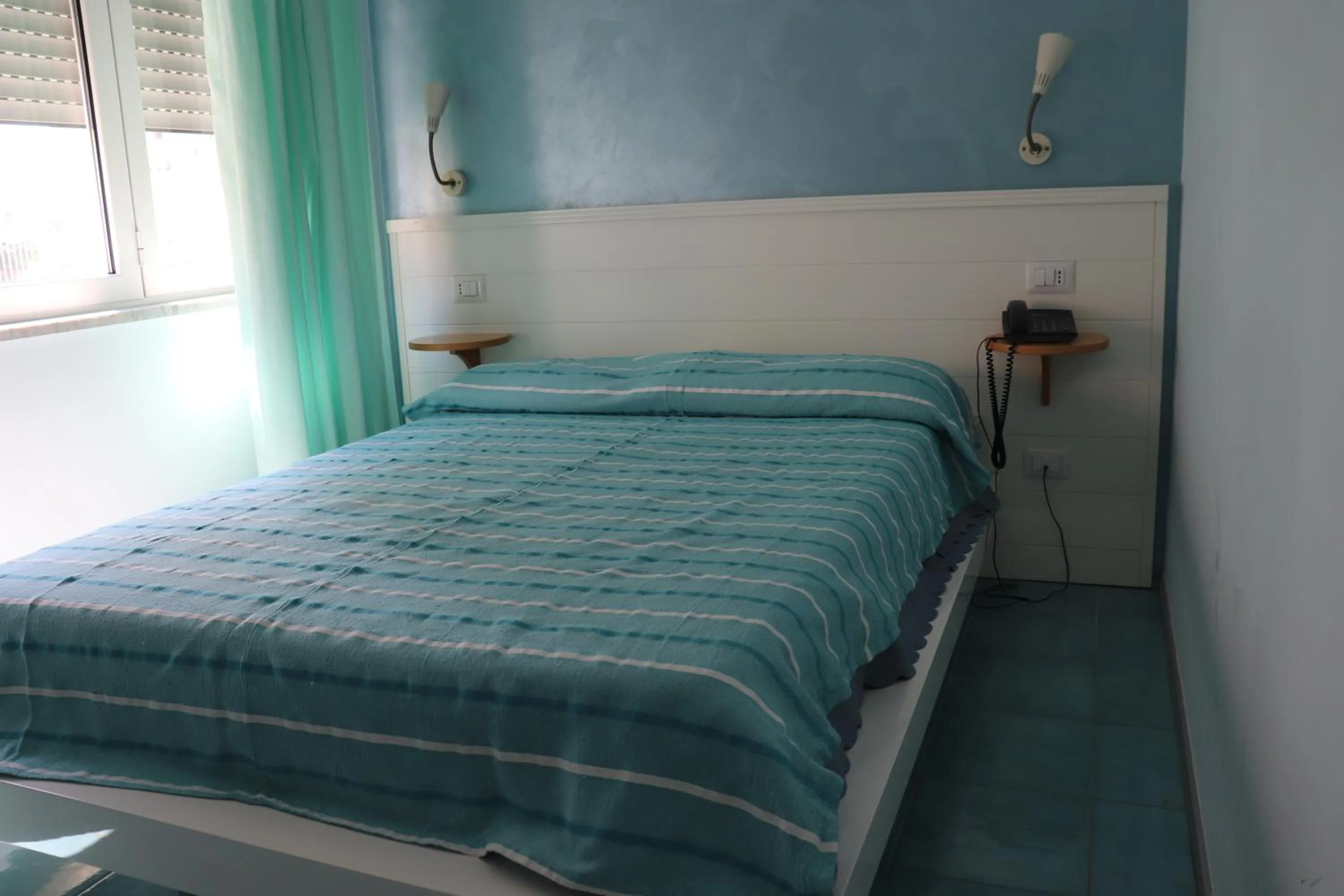 Bedroom in Rock Garden