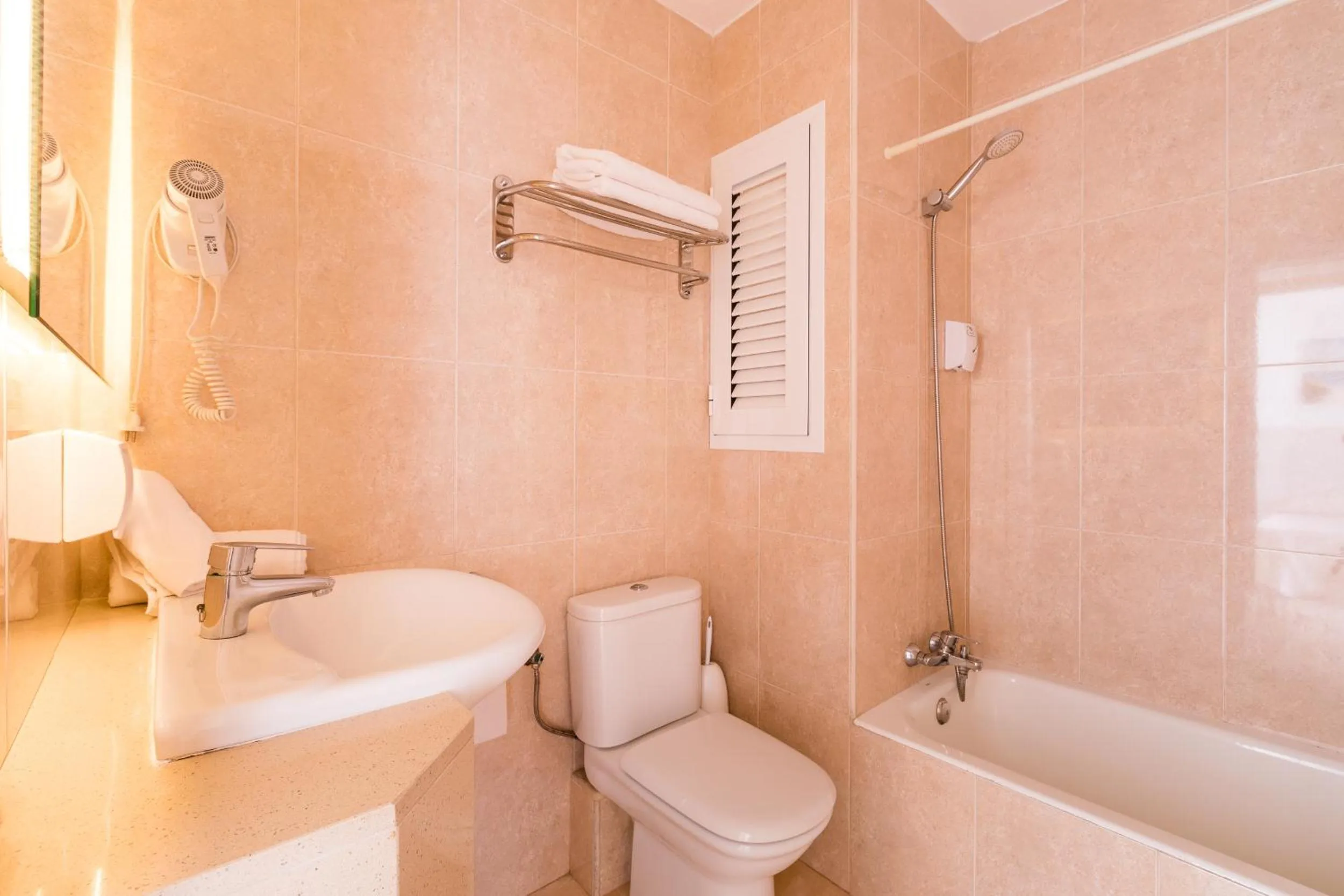 Apartamentos Avenida - MC Apartamentos Ibiza