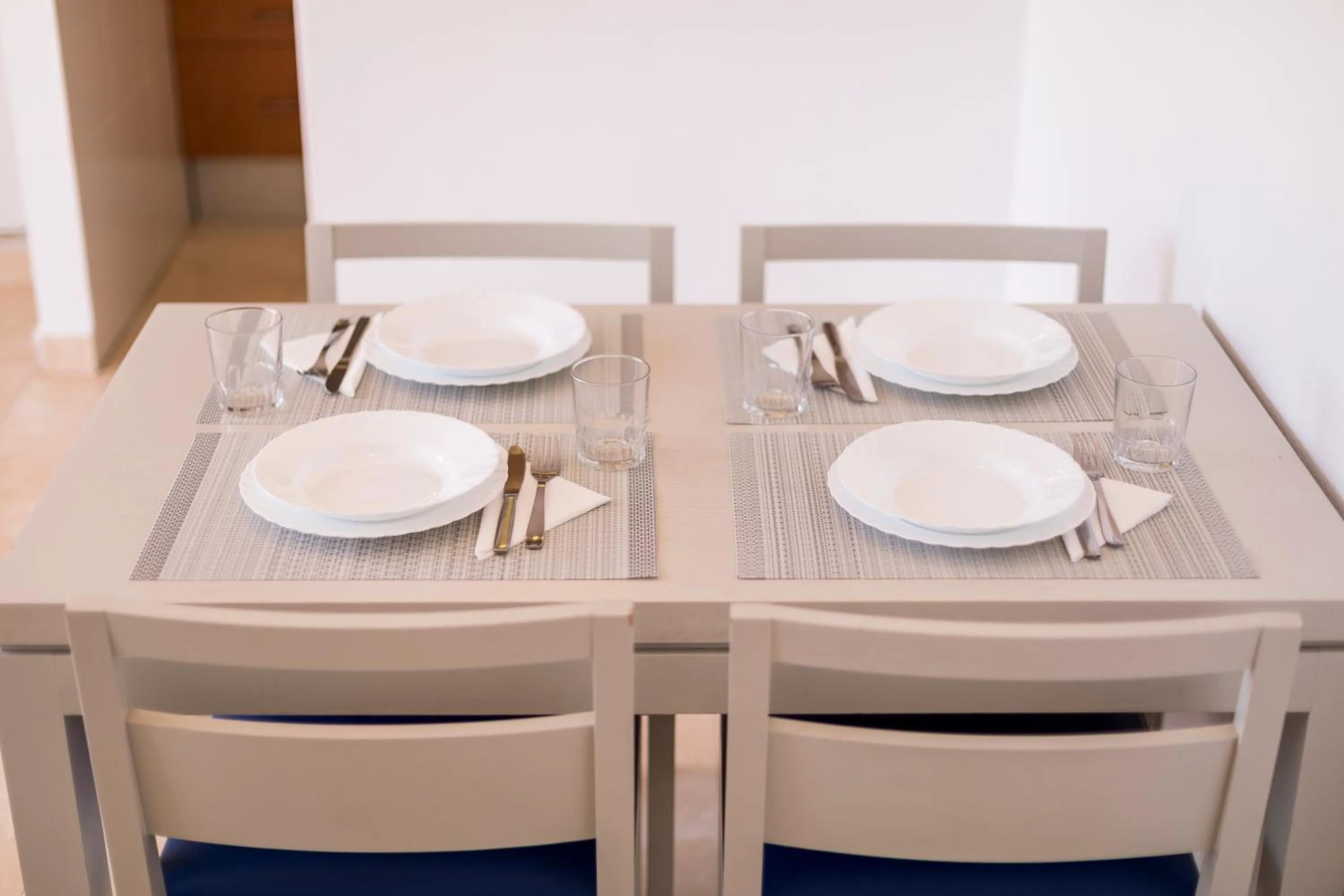 Apartamentos Avenida - MC Apartamentos Ibiza