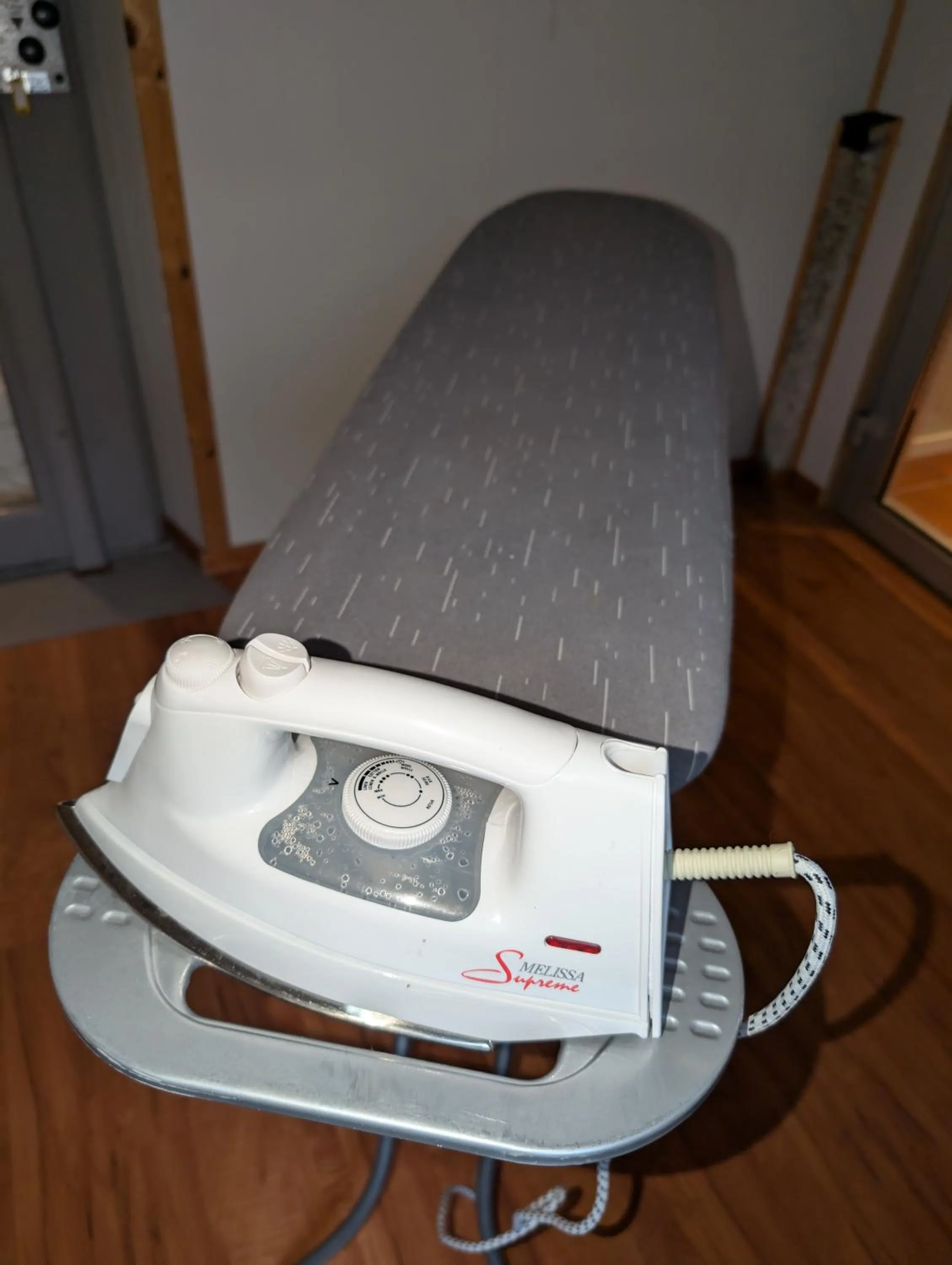flat iron in Corner Hotell