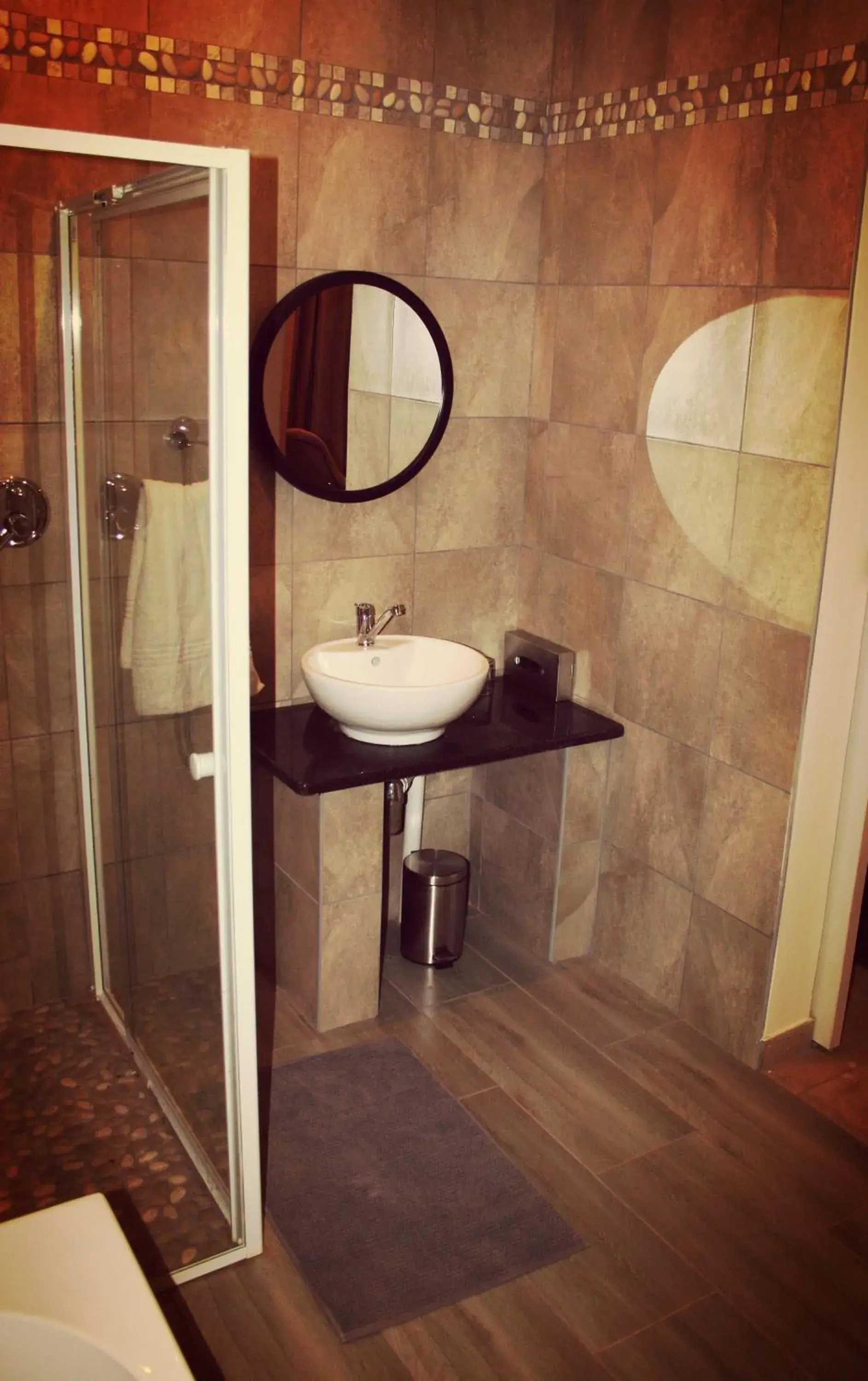 Deluxe Double Room - single occupancy in New Haven Guest House (Pty) Ltd Deluxe Double Room - single occupancy in New Haven Guest House (Pty) Ltd