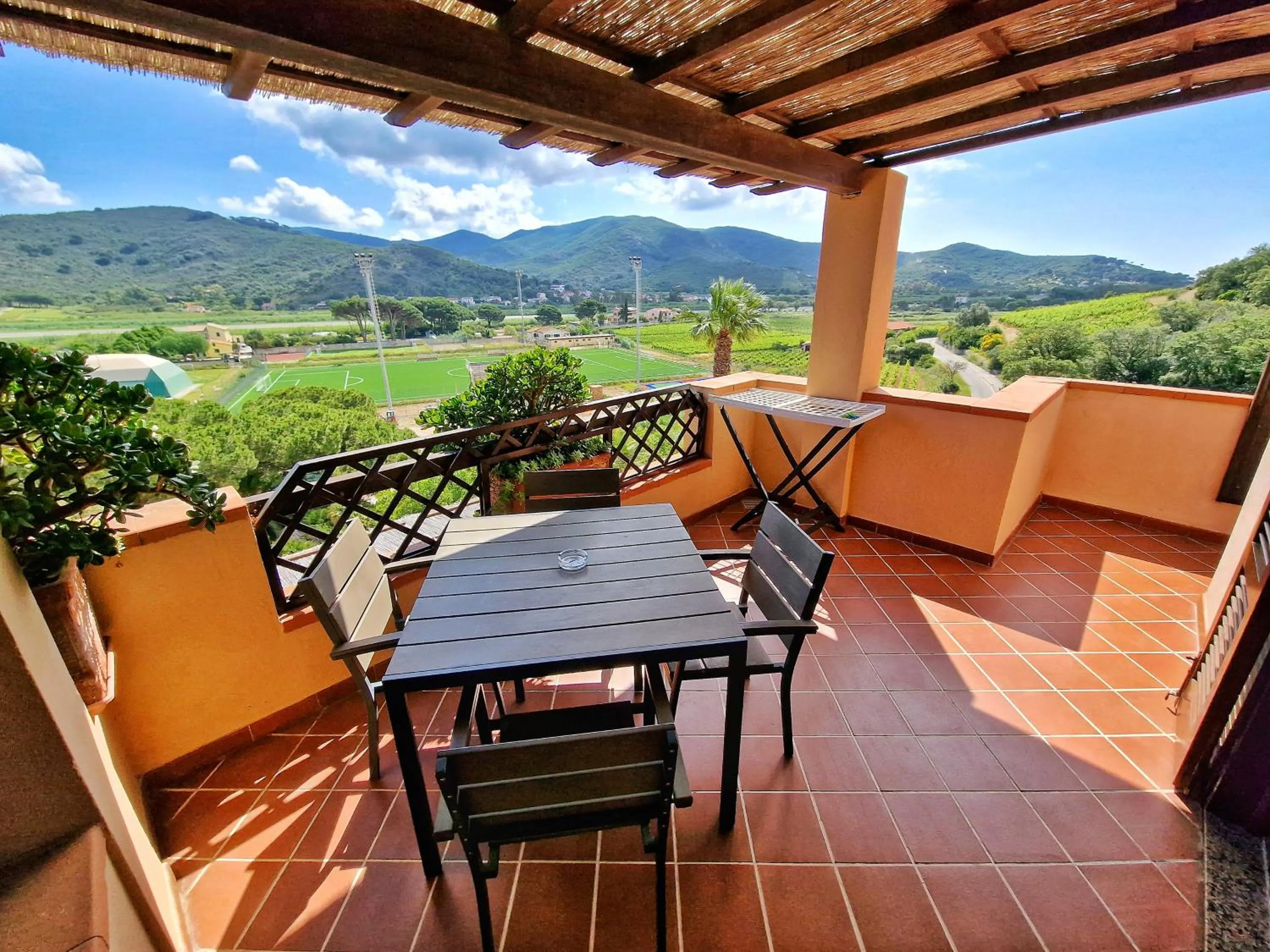 Balcony/Terrace in Al Barcoco