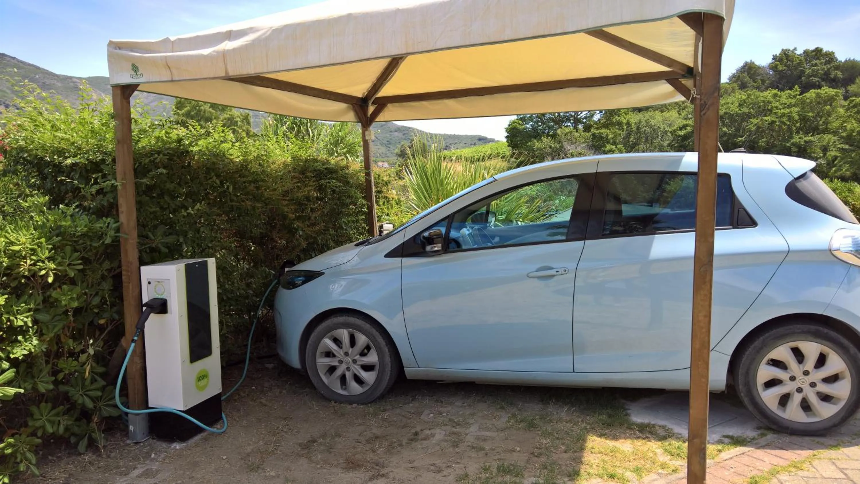 Area and facilities in Al Barcoco