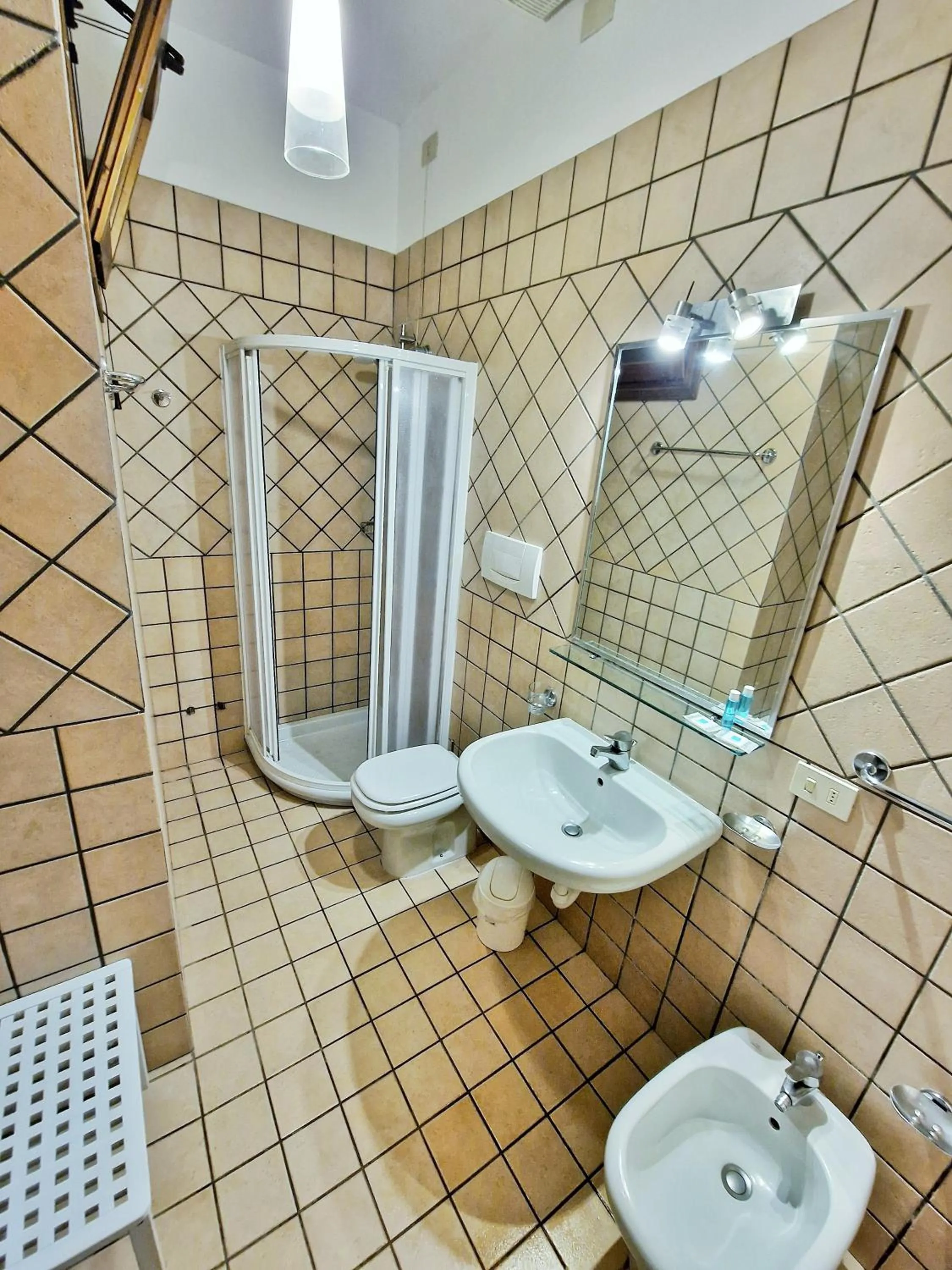 Shower in Al Barcoco