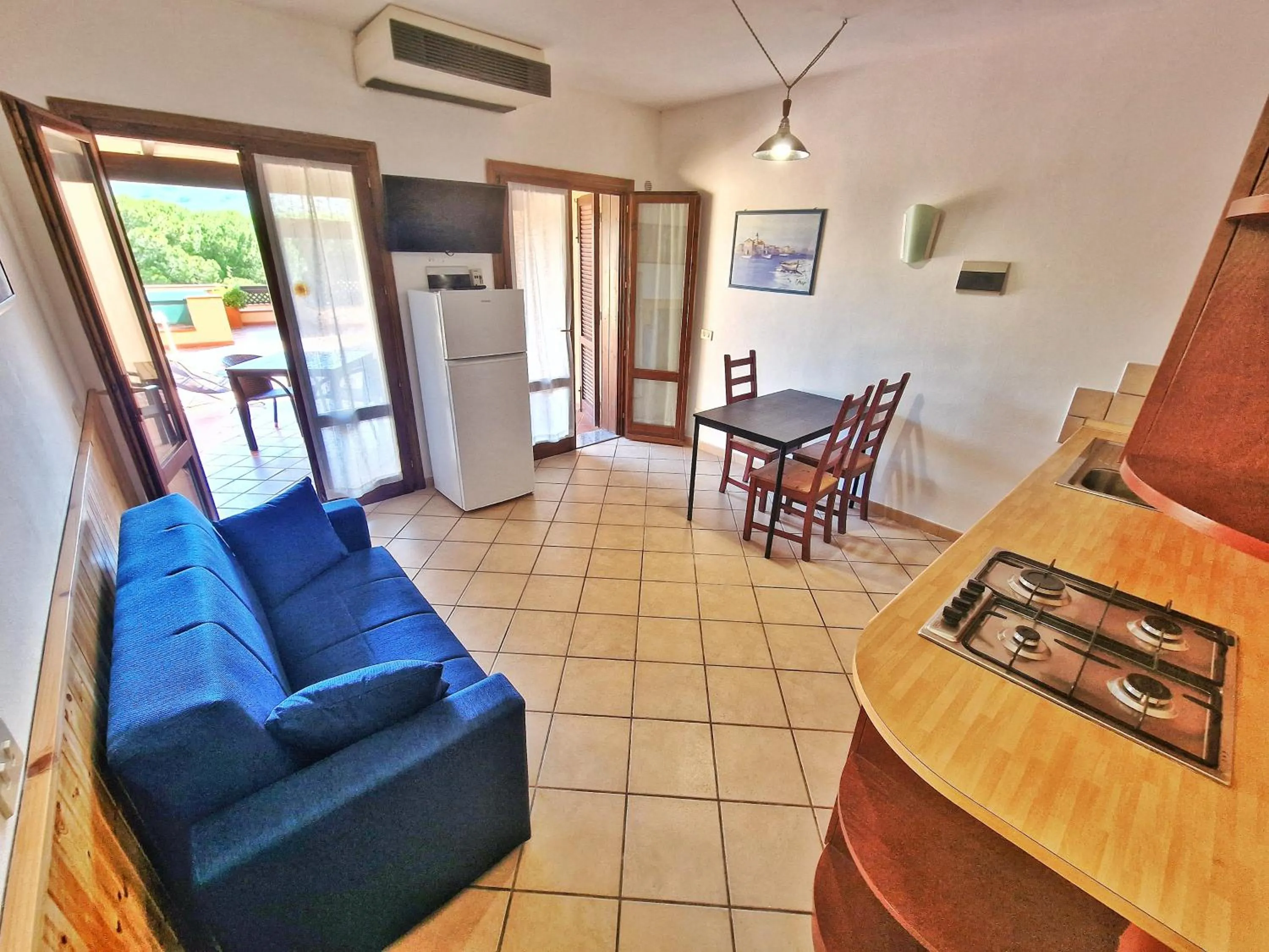 TV and multimedia in Al Barcoco