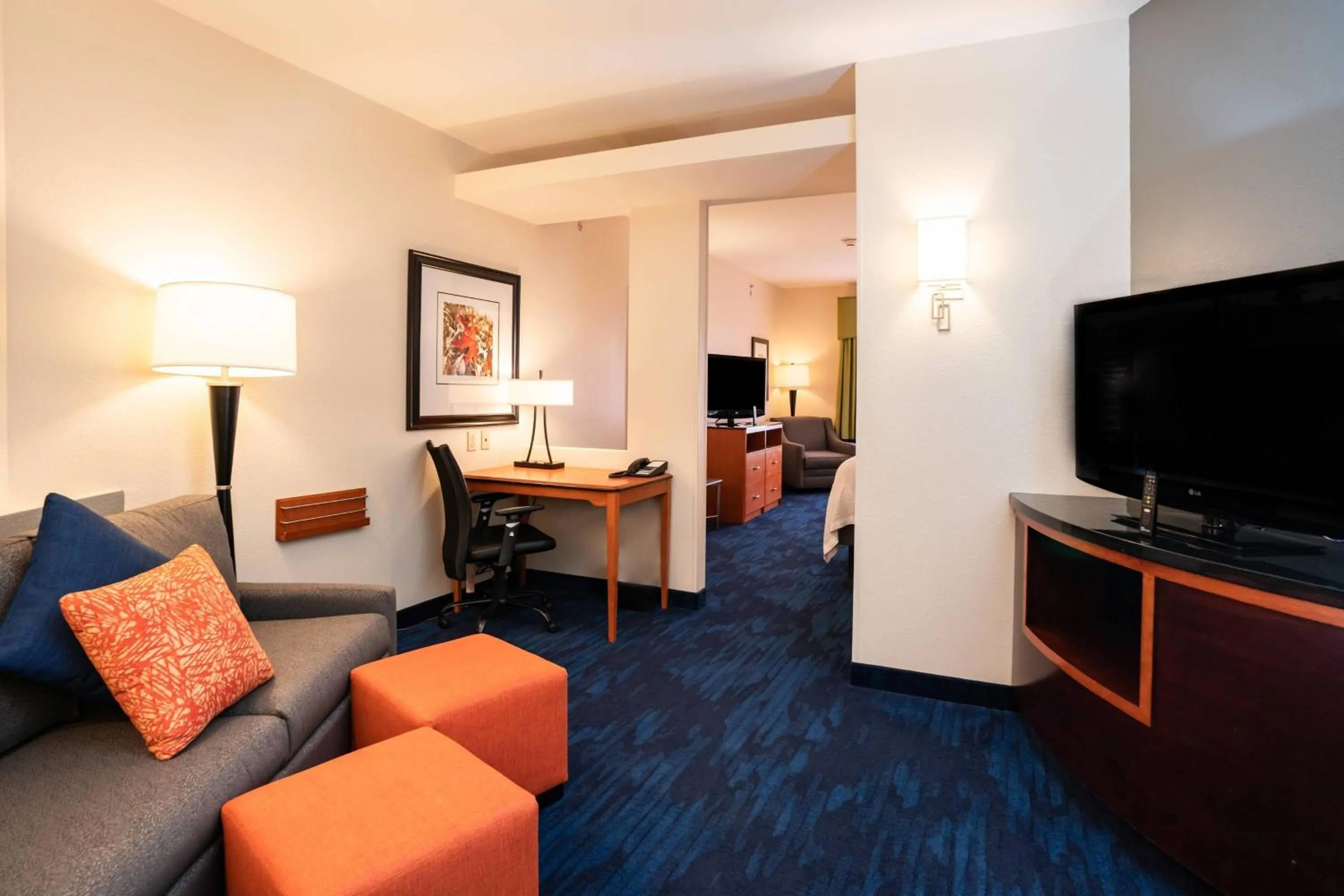 Photo of the whole room in Fairfield Inn & Suites by Marriott Kearney