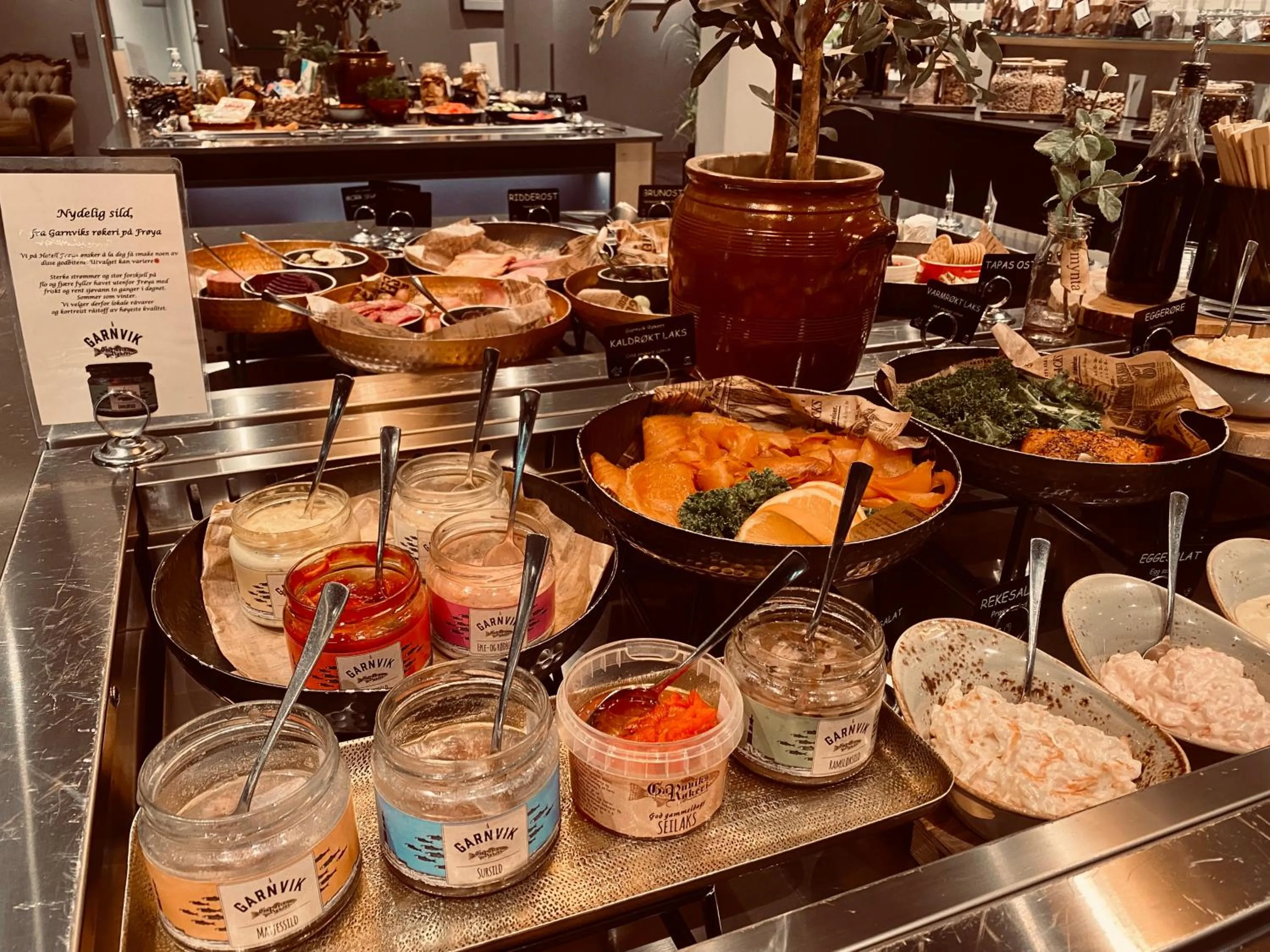 Breakfast in Hotel Frøya