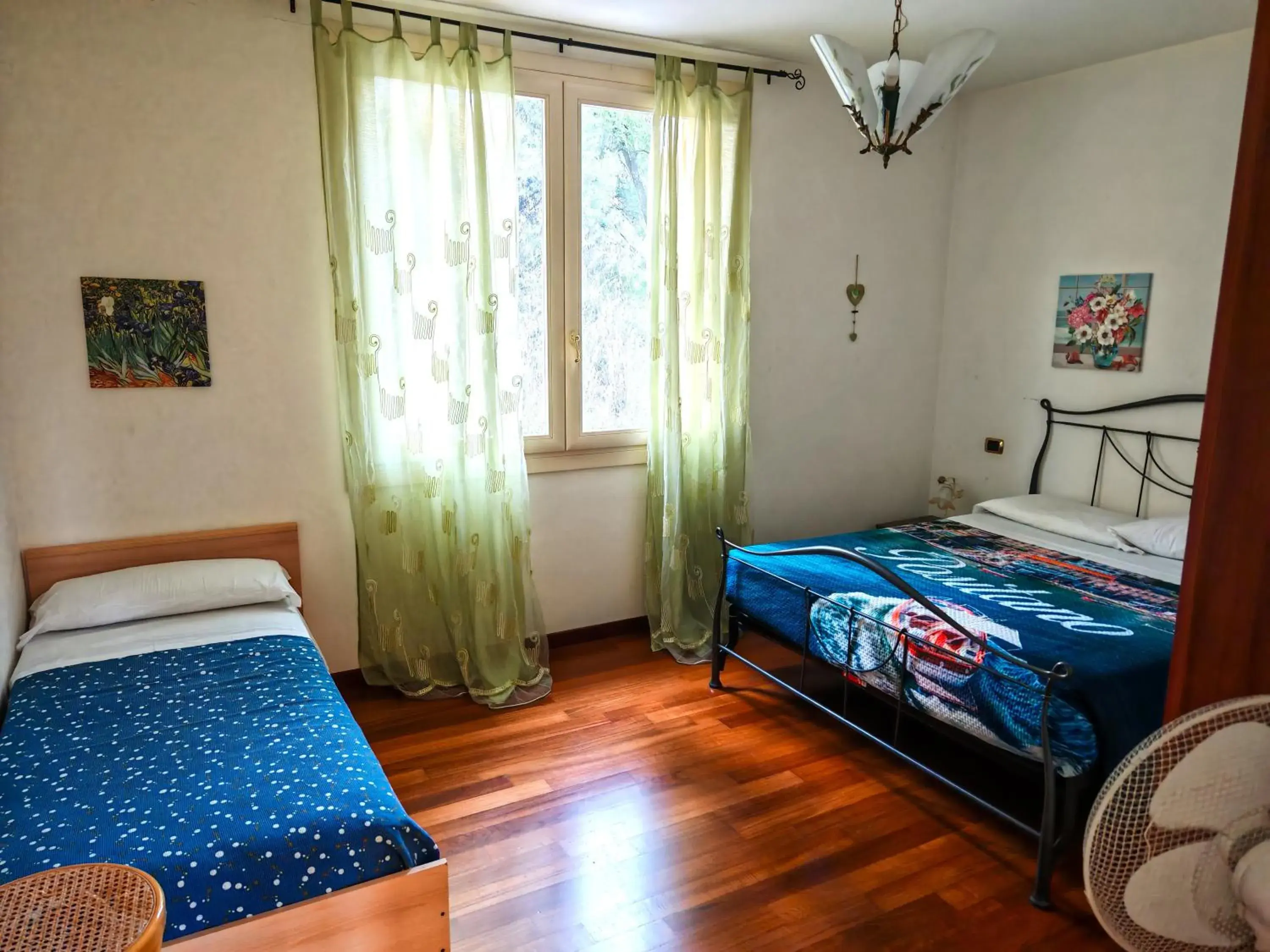 Family Room with Private Bathroom in Parco dei Gelsomini Family Room with Private Bathroom in Parco dei Gelsomini