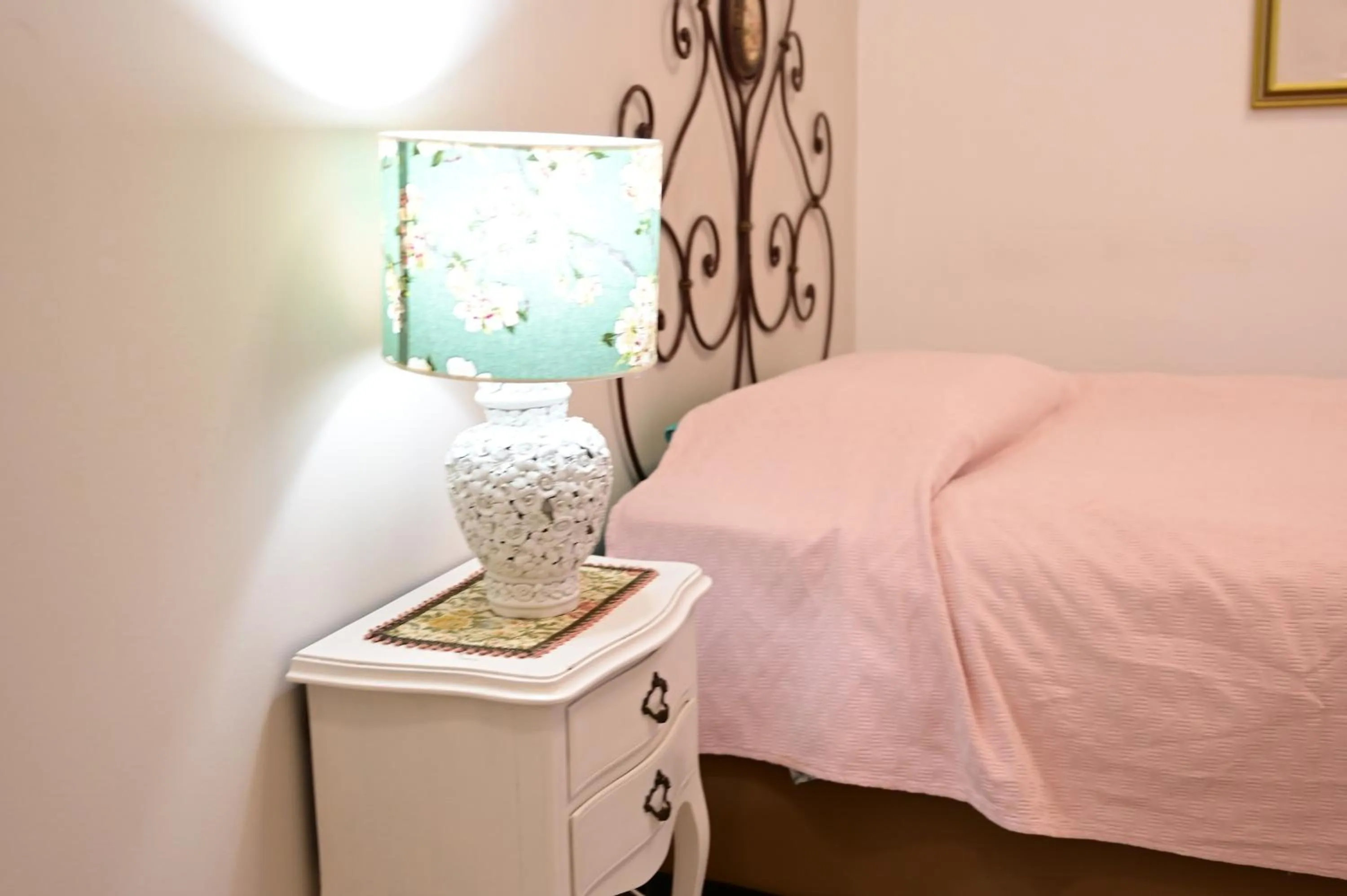 Bedroom, Bed in La Garampa