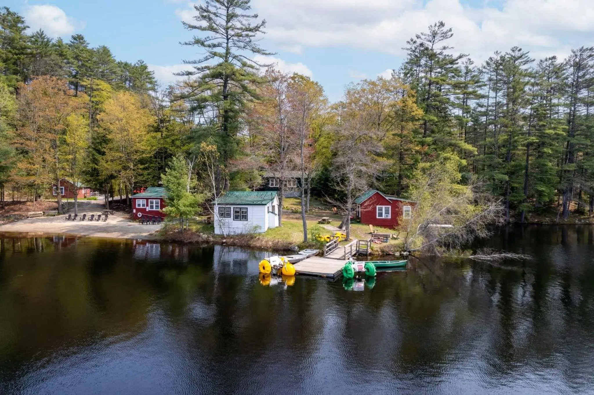 Hide-A-Way Waterfront Cottages