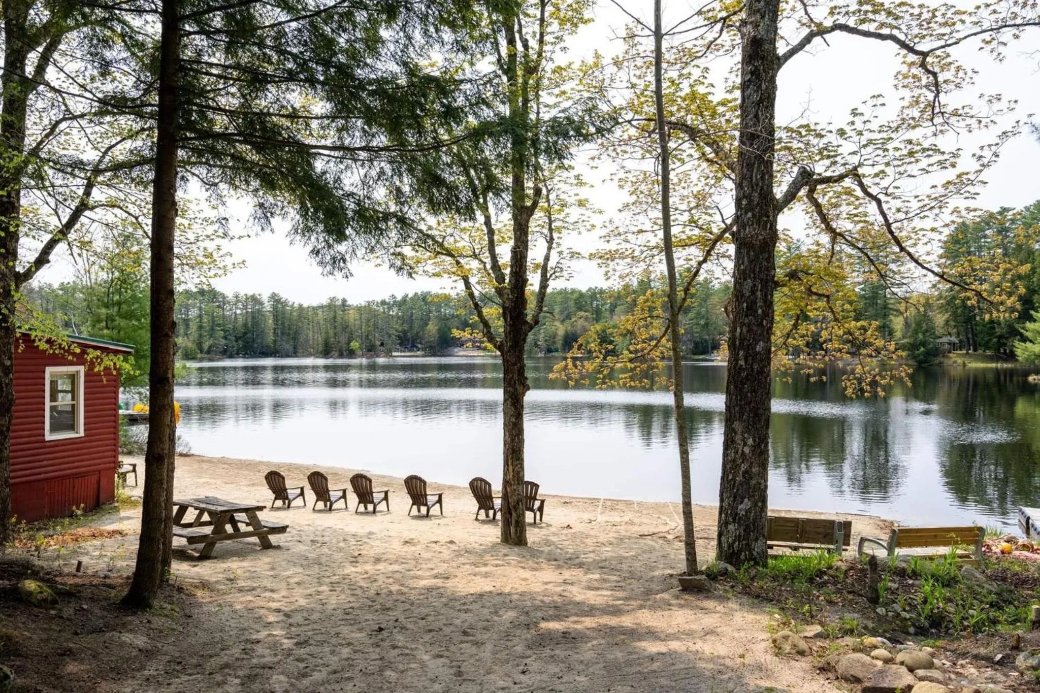 Hide-A-Way Waterfront Cottages