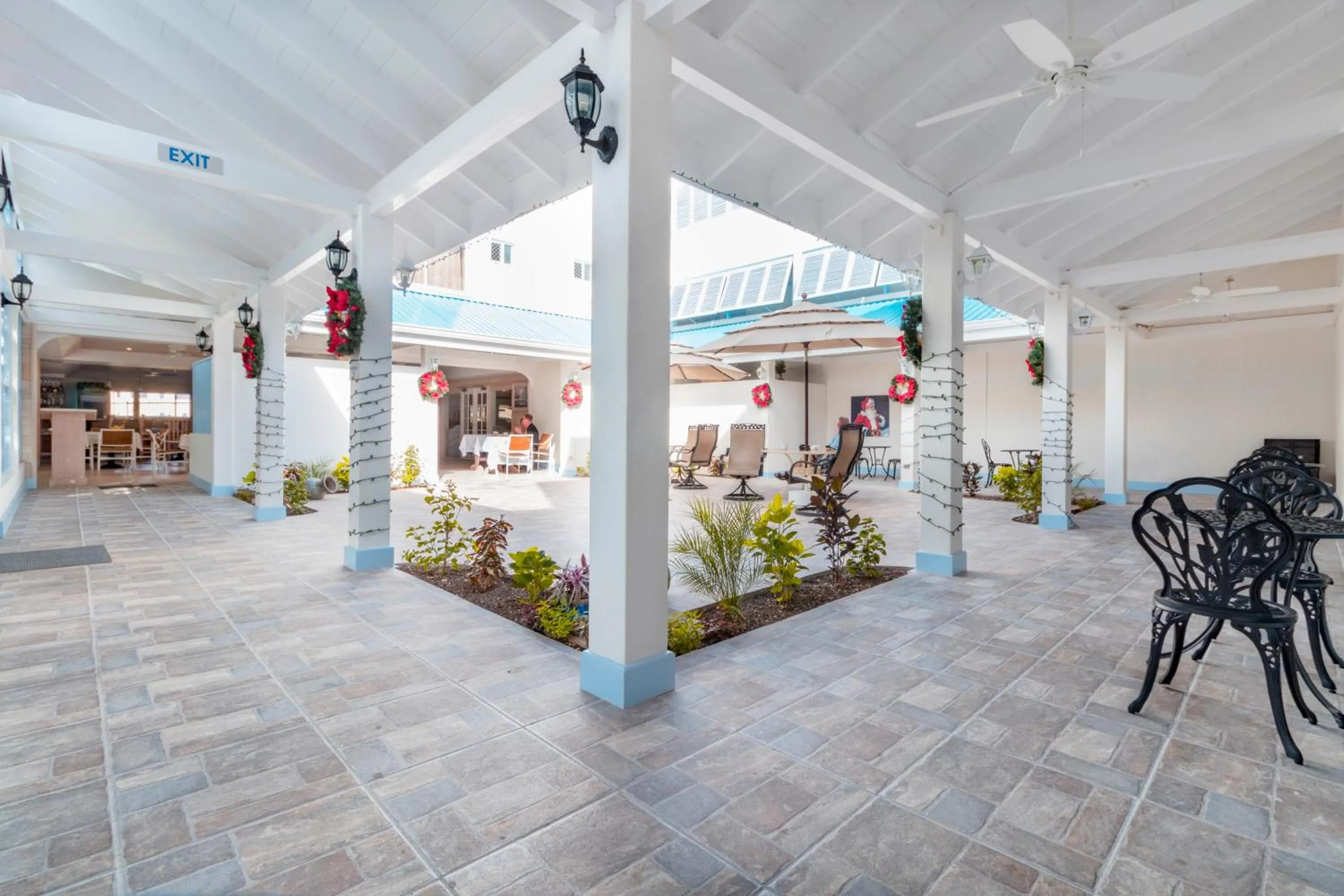 Inner courtyard view in Time Out Hotel