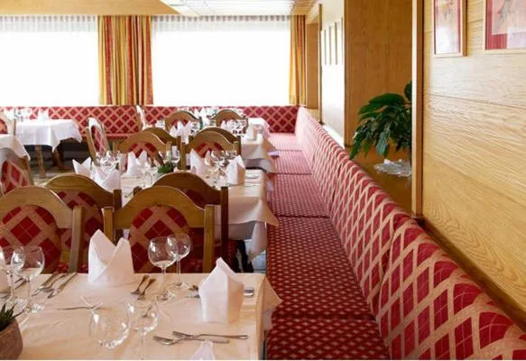 Restaurant/places to eat in Hotel Silvretta