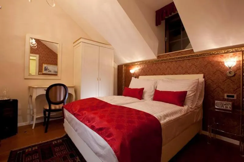 Photo of the whole room, Bed in Hotel Actum