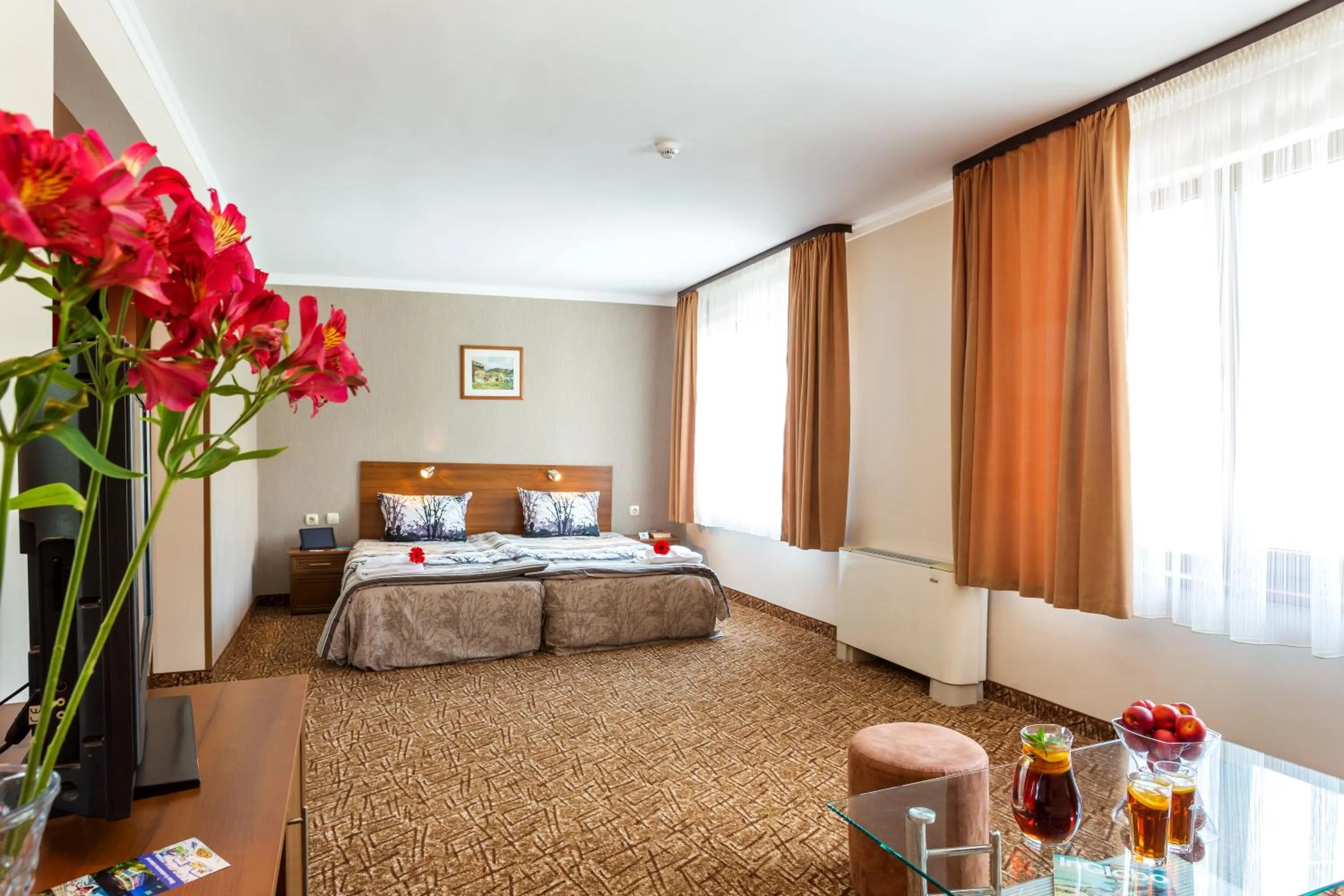 Bed in Family Hotel Romantika