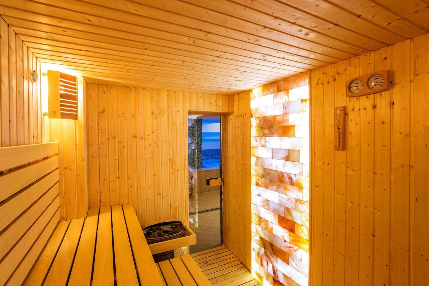 Sauna in Family Hotel Romantika