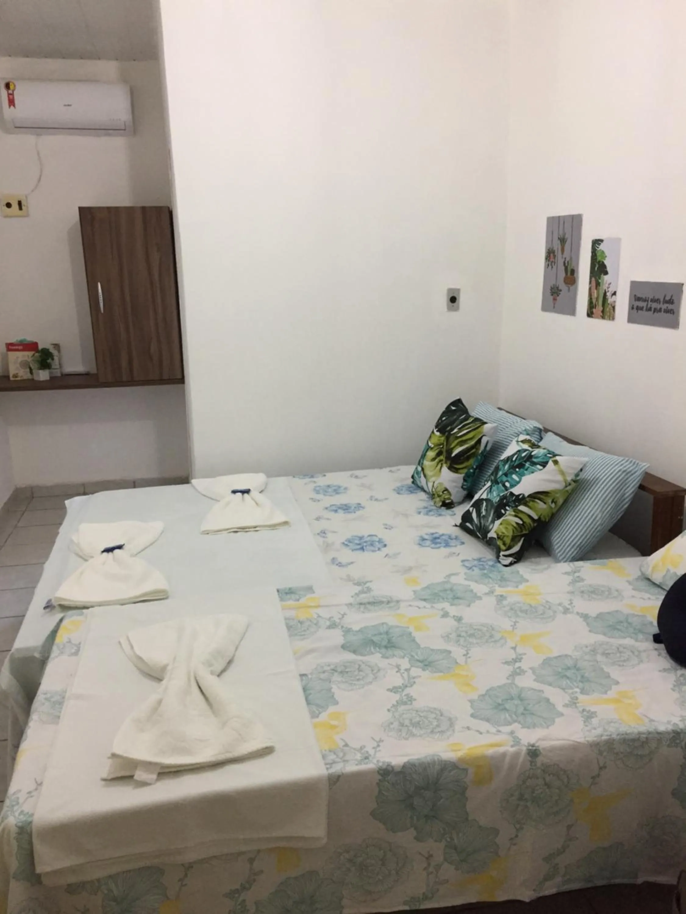 Family Room with Bathroom in Pousada Rio Alegre