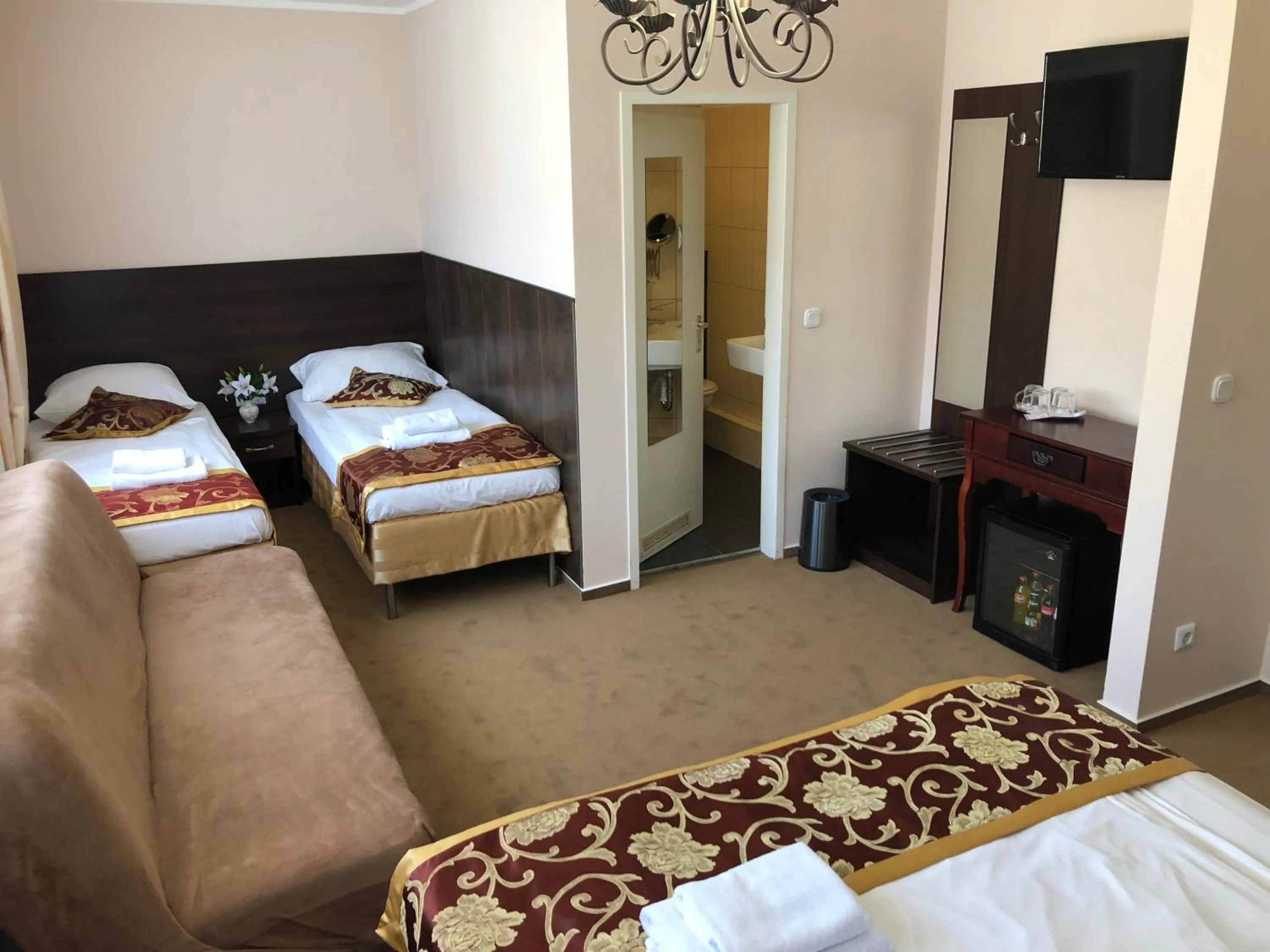 Bed in Atlas Berlin Hotel