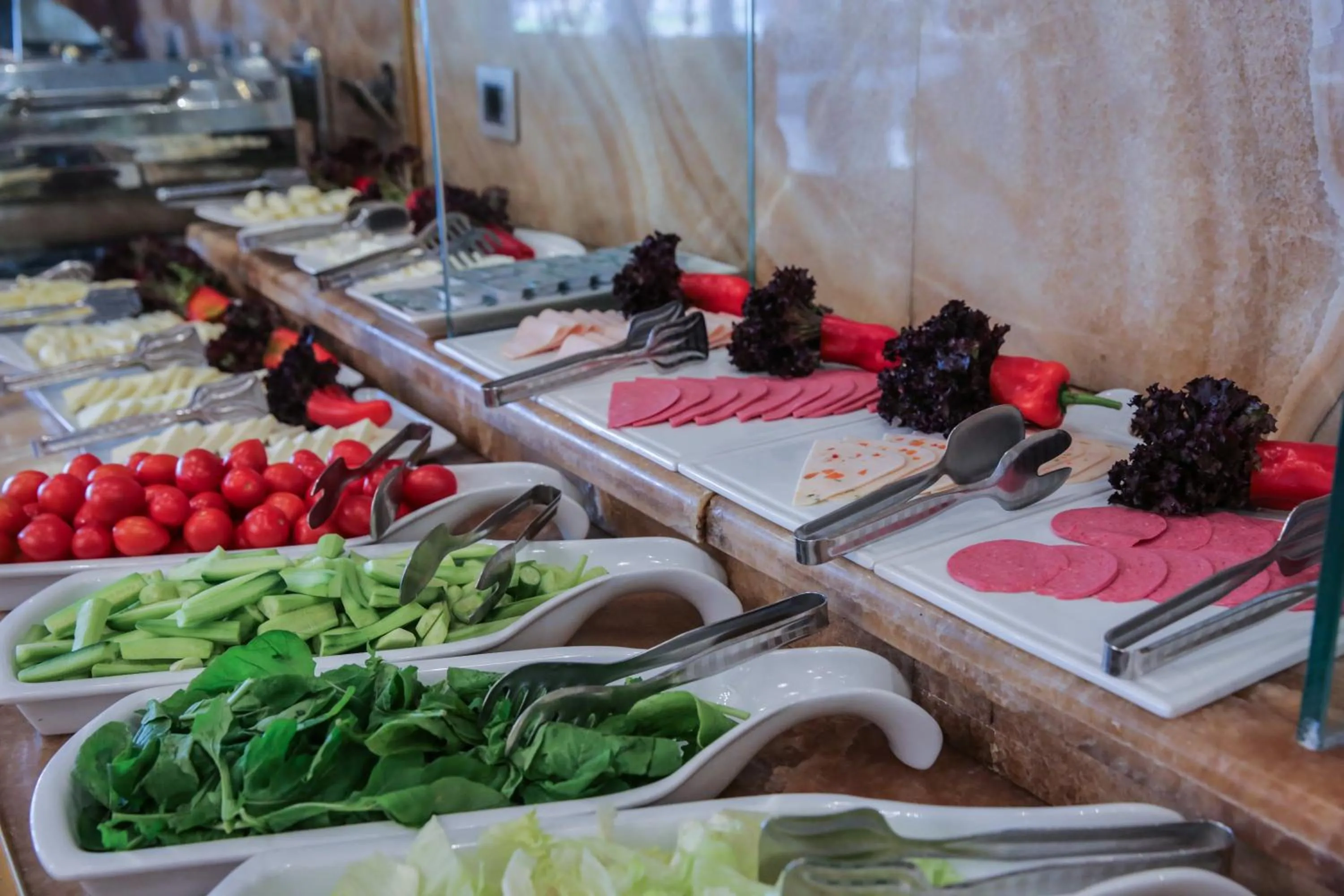 Food and drinks in Ottoman's Life Hotel S Class