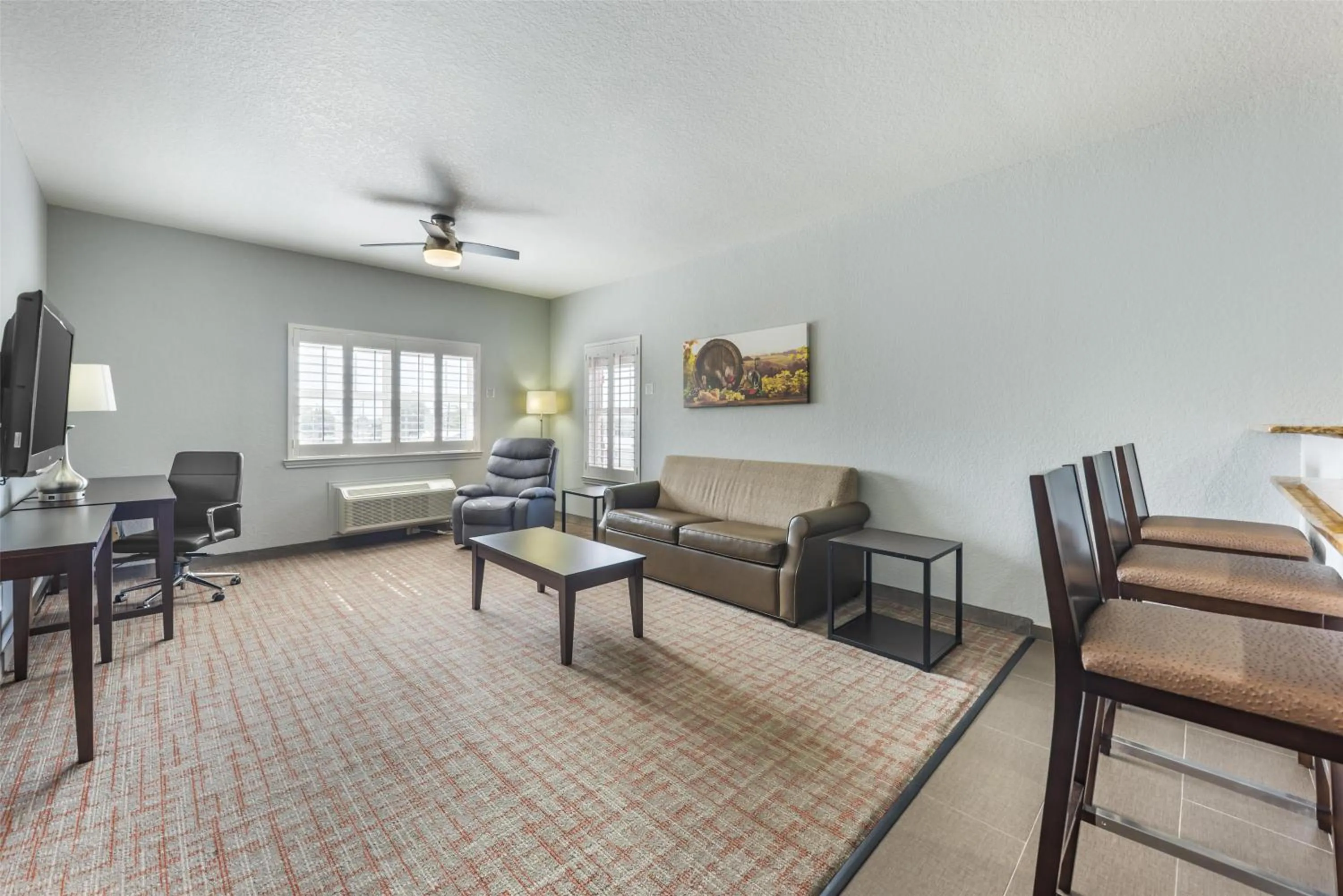 Photo of the whole room in Best Western Plus Fredericksburg