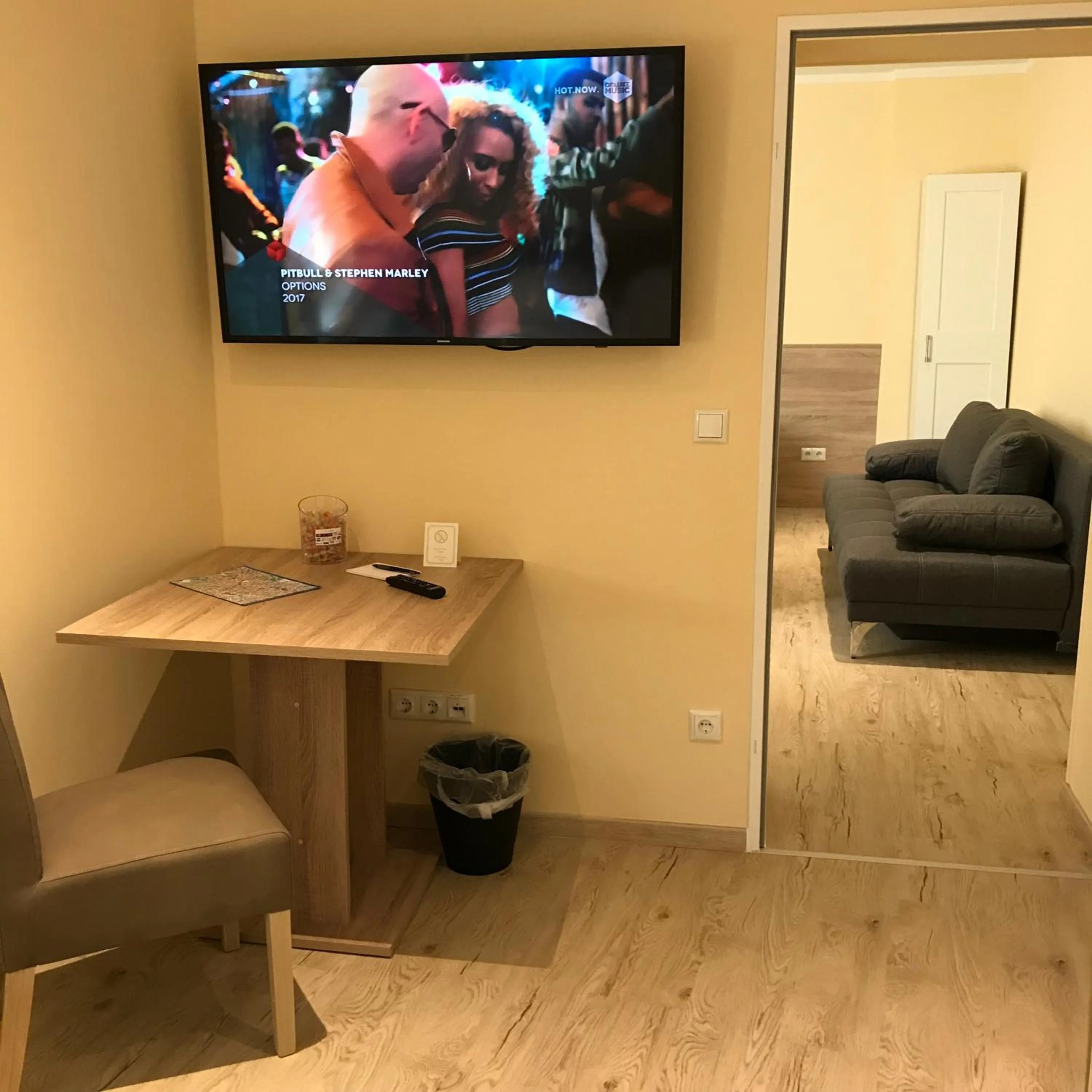 Hotel Select Suites & Aparts