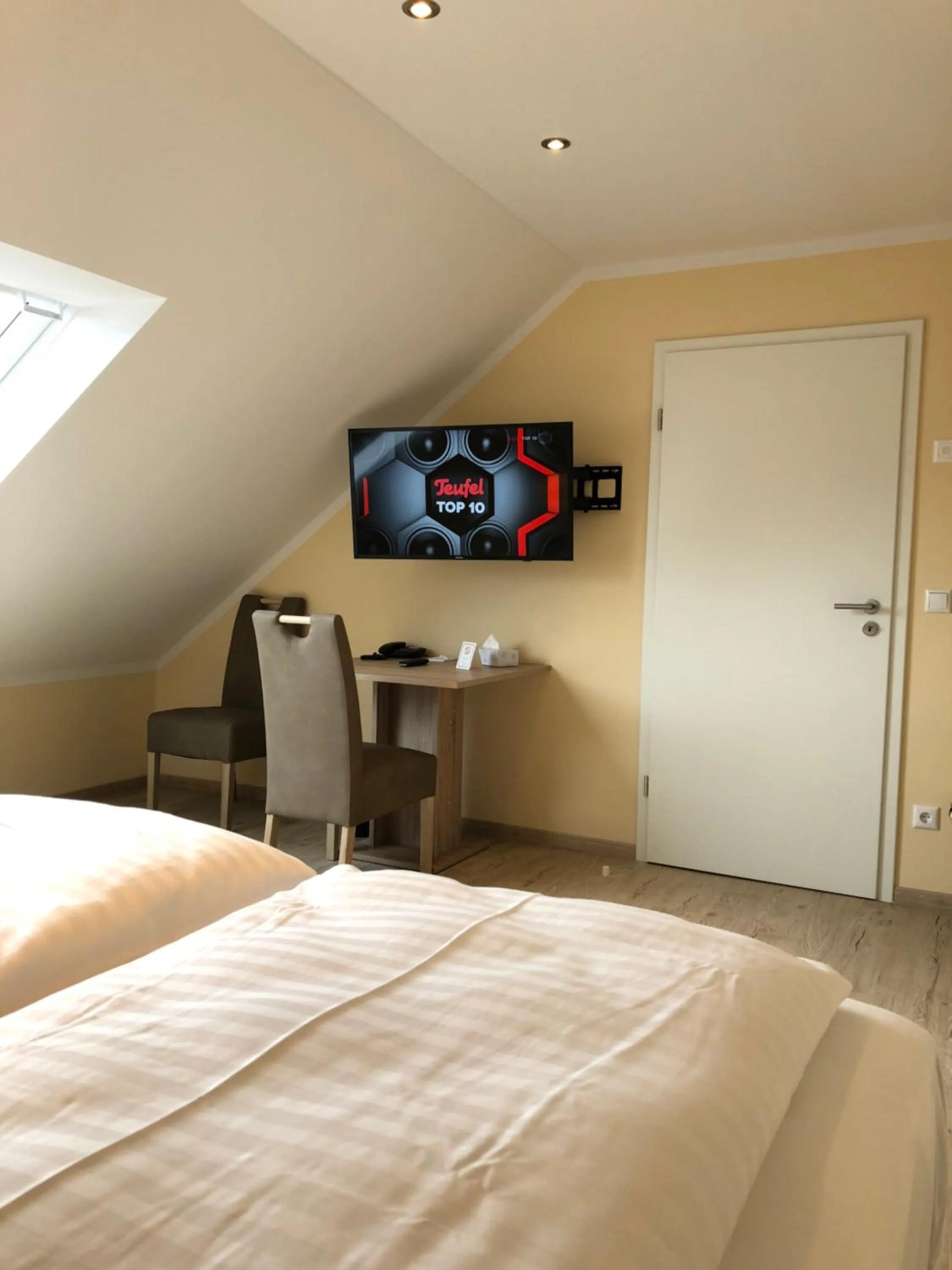 Bed in Hotel Select Suites & Aparts