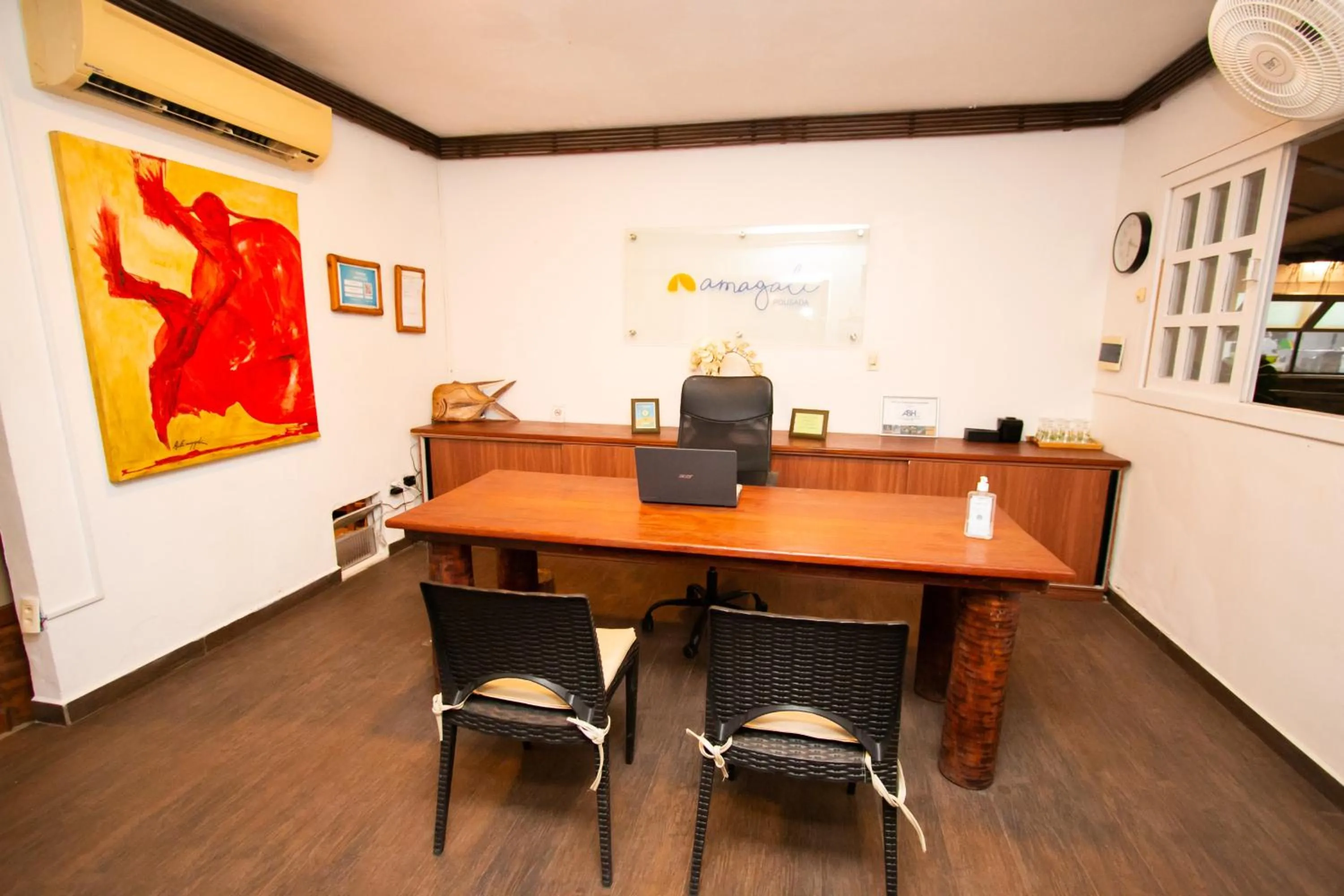 Lobby or reception in Amagali Pousada