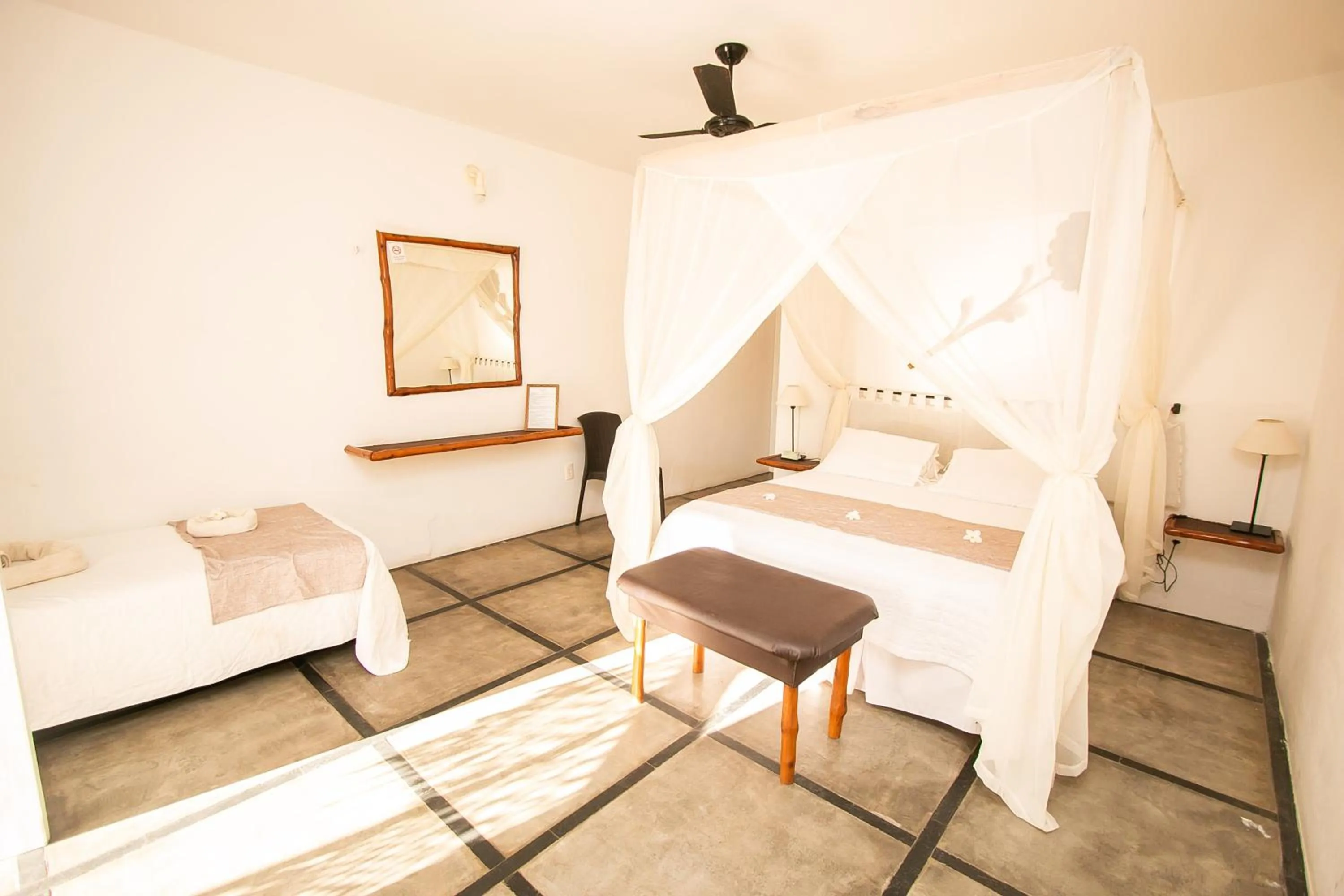 Decorative detail, Bed in Amagali Pousada