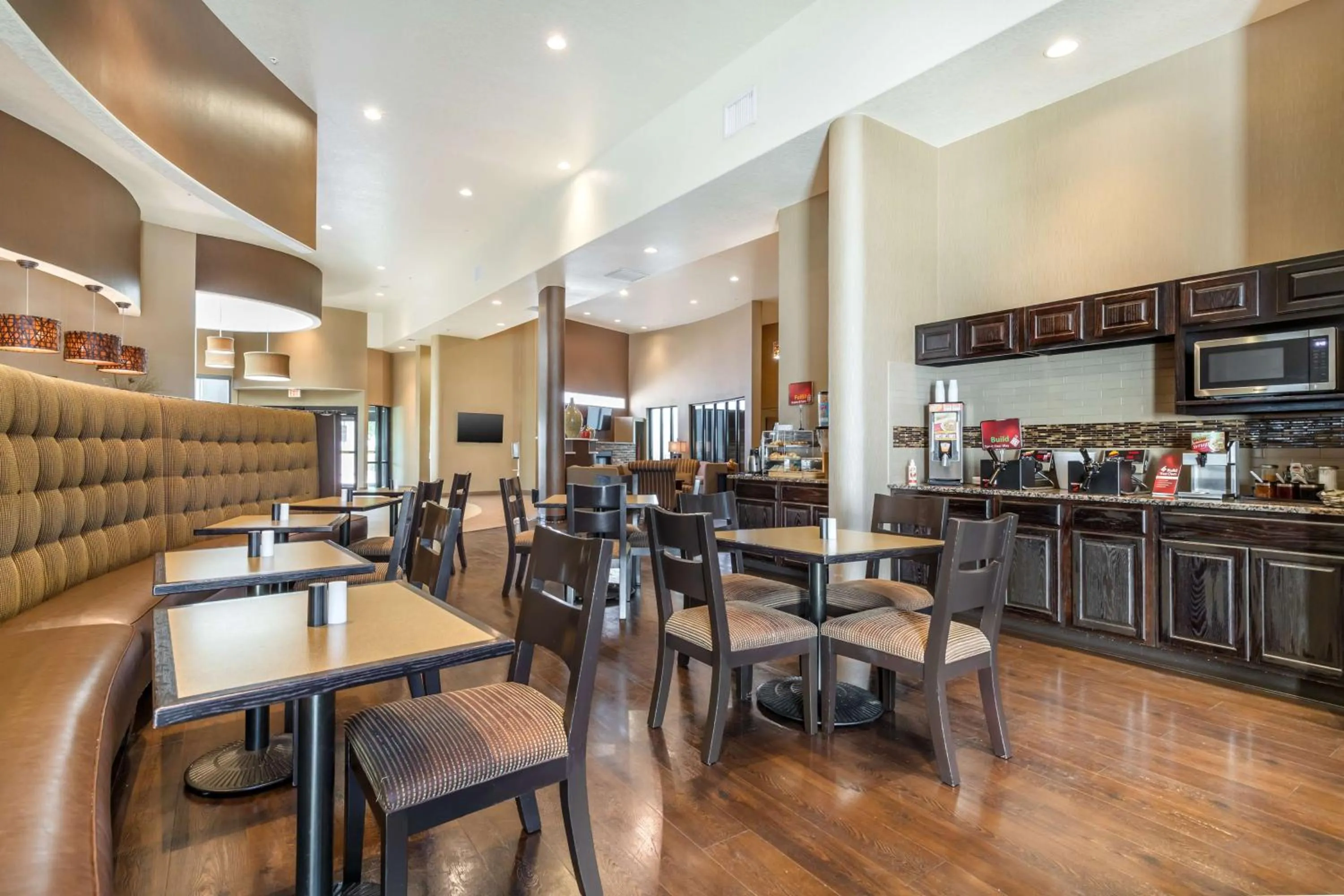 Breakfast in Best Western Plus Lackland Hotel and Suites.