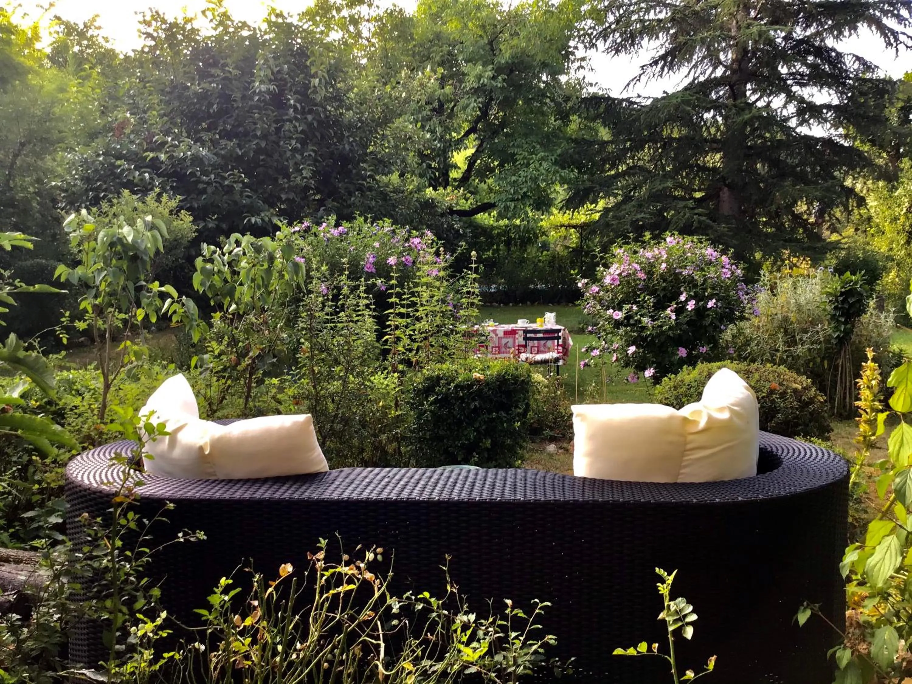 Garden in Villa Léovil