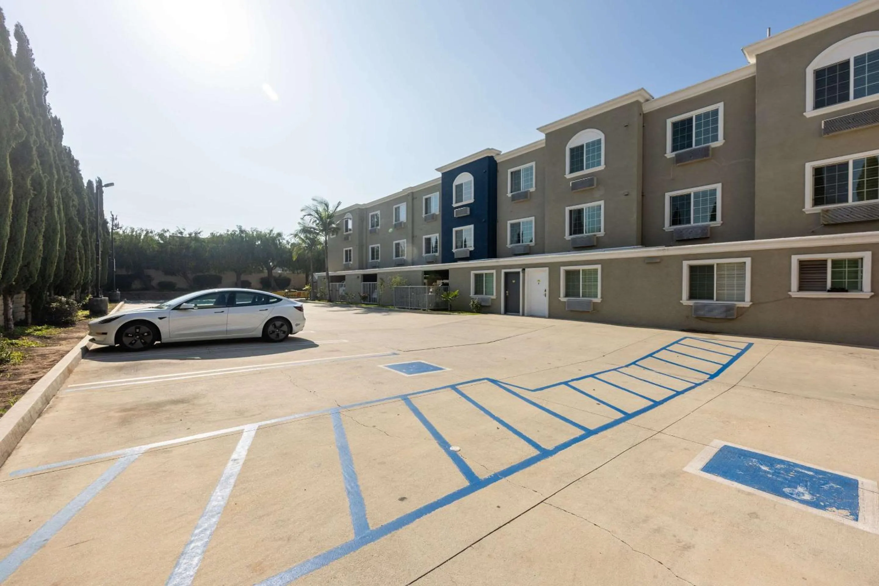 Property building in Torrance Inn LAX Airport Area