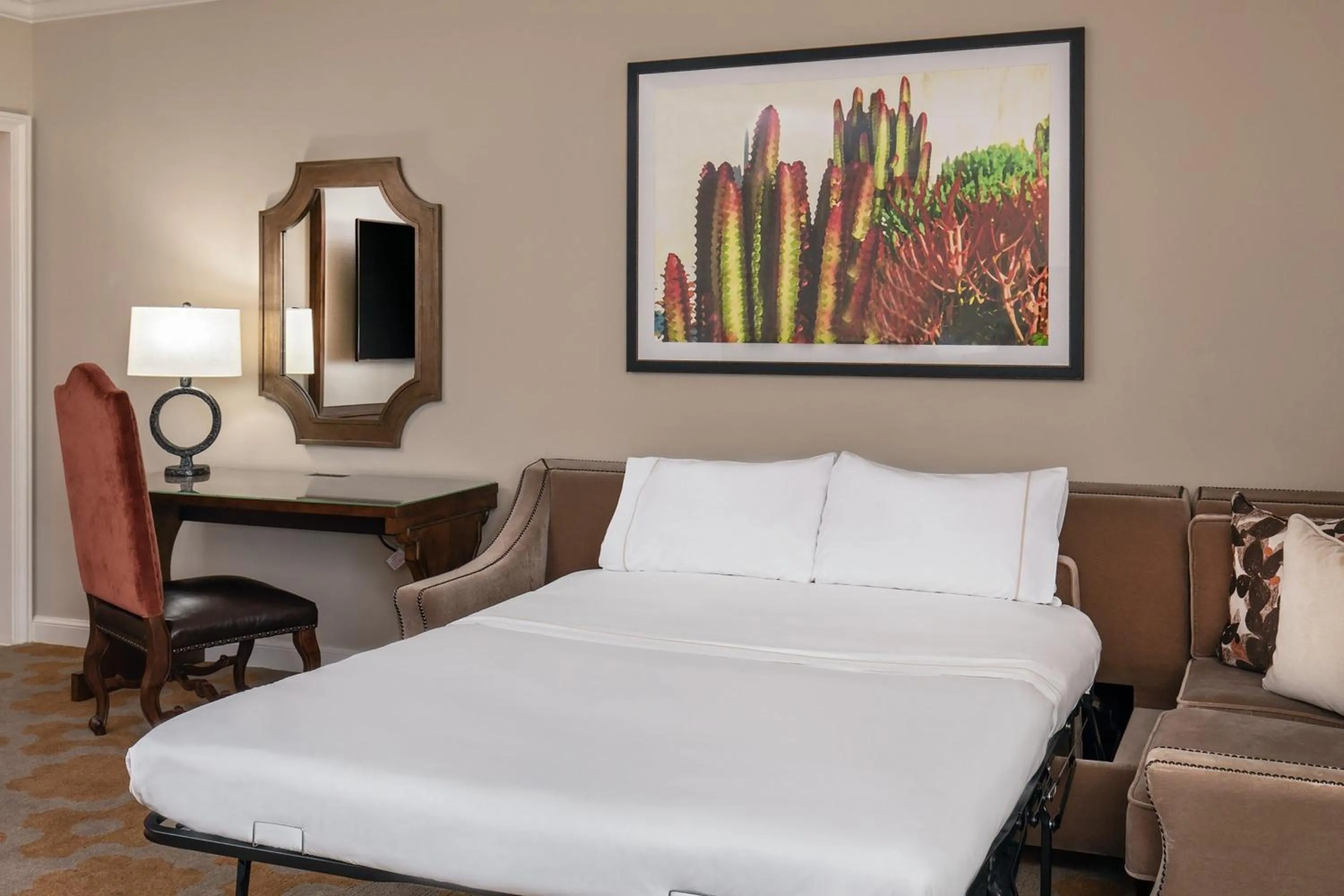 Bedroom, Bed in The Westin Riverwalk, San Antonio