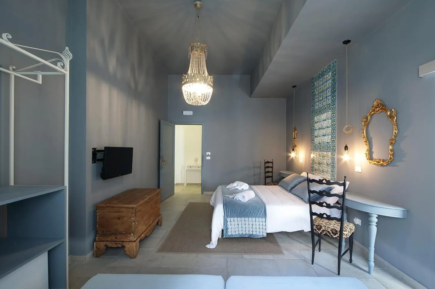 Bed in Sikuli e Sikani