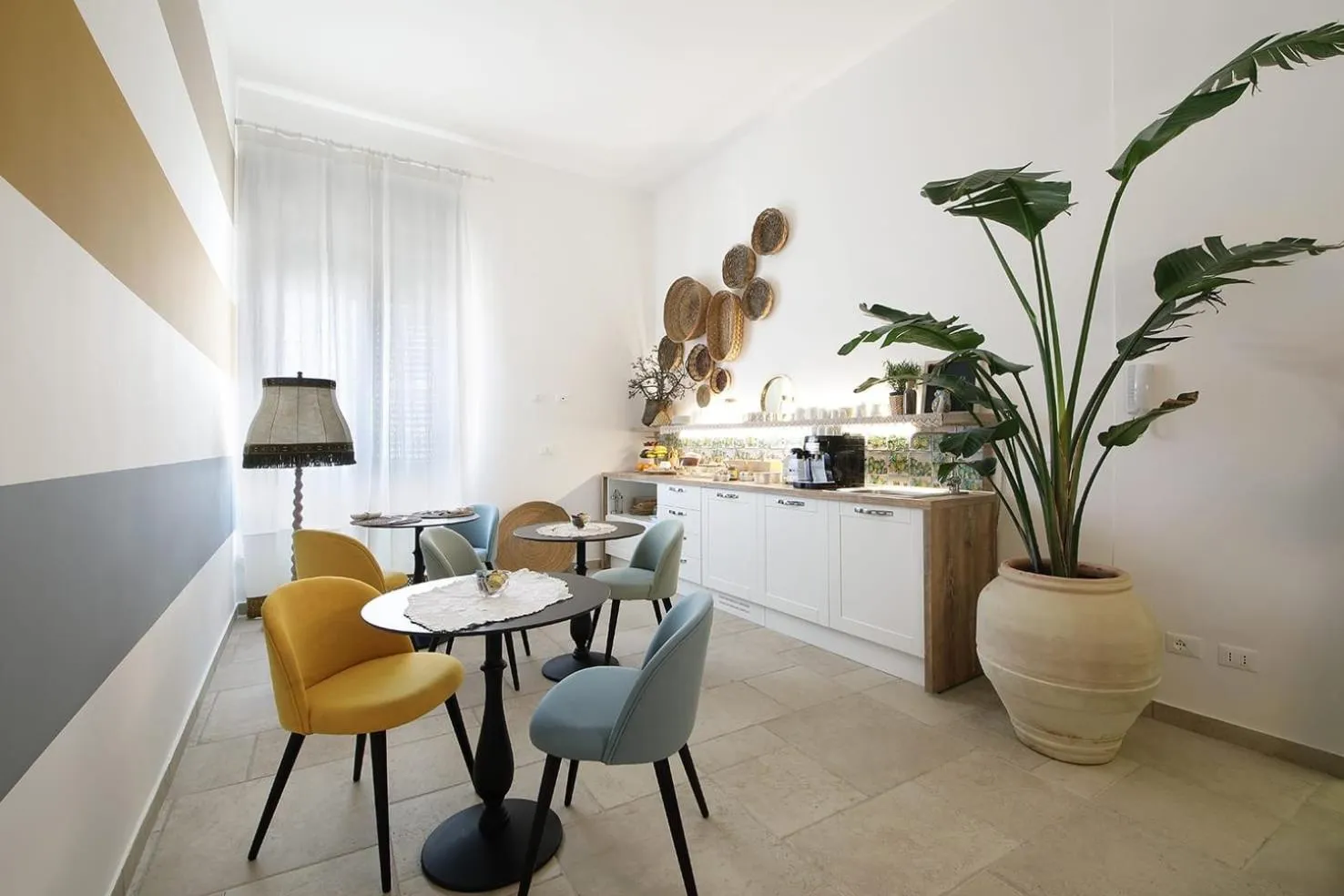 Dining area in Sikuli e Sikani