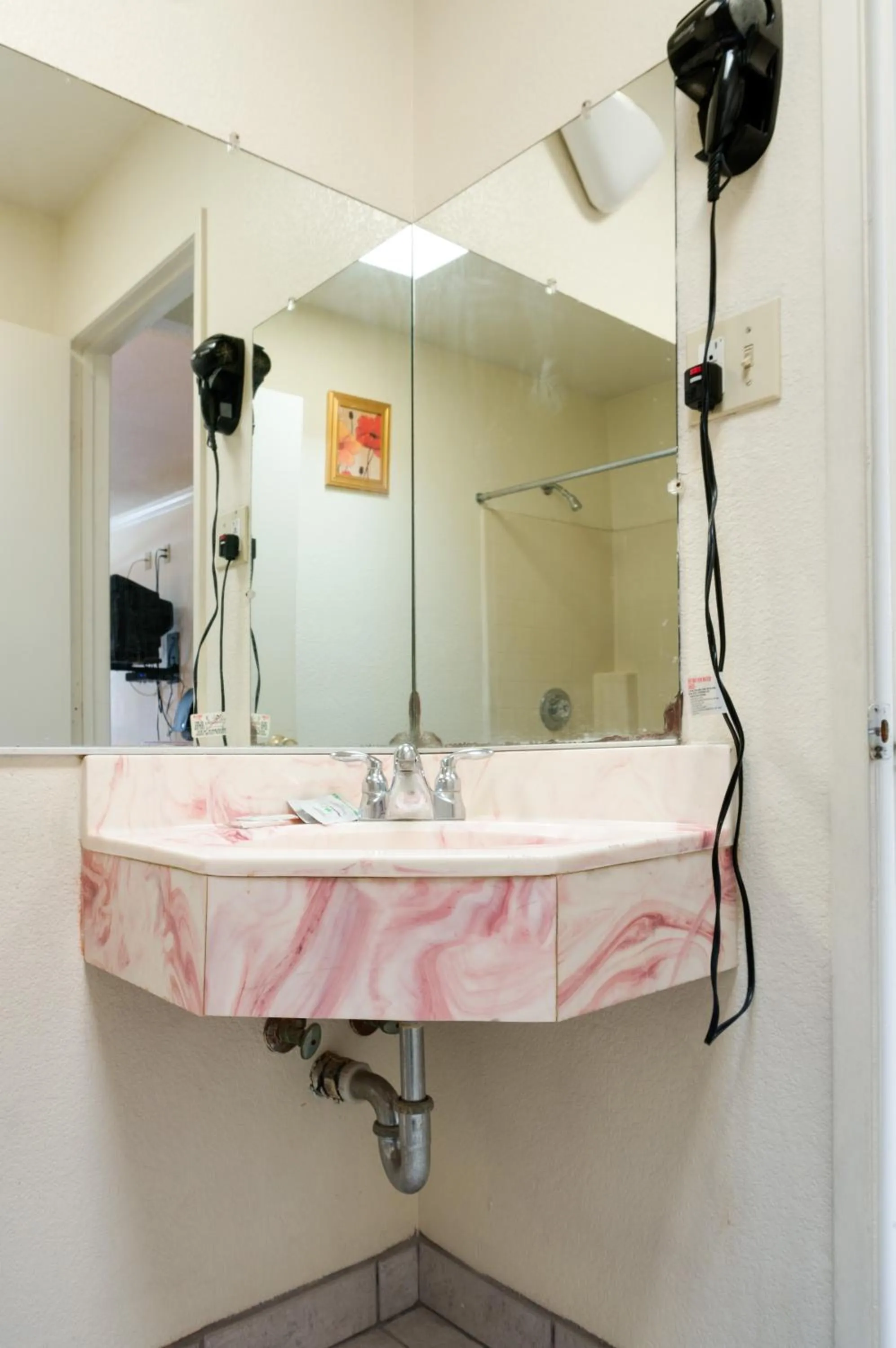 Bathroom in Mission Motel