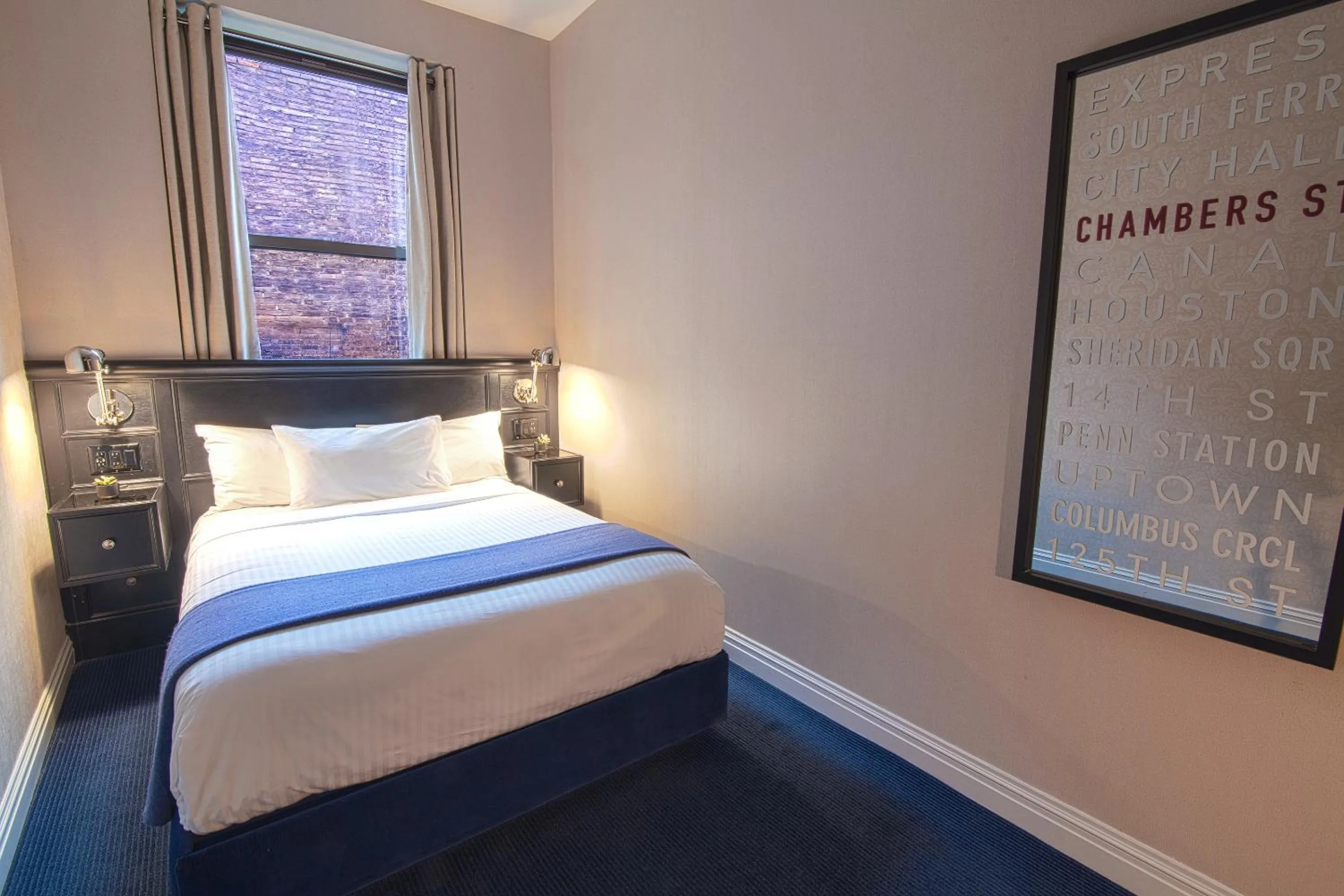 Bed in The Frederick Hotel Tribeca