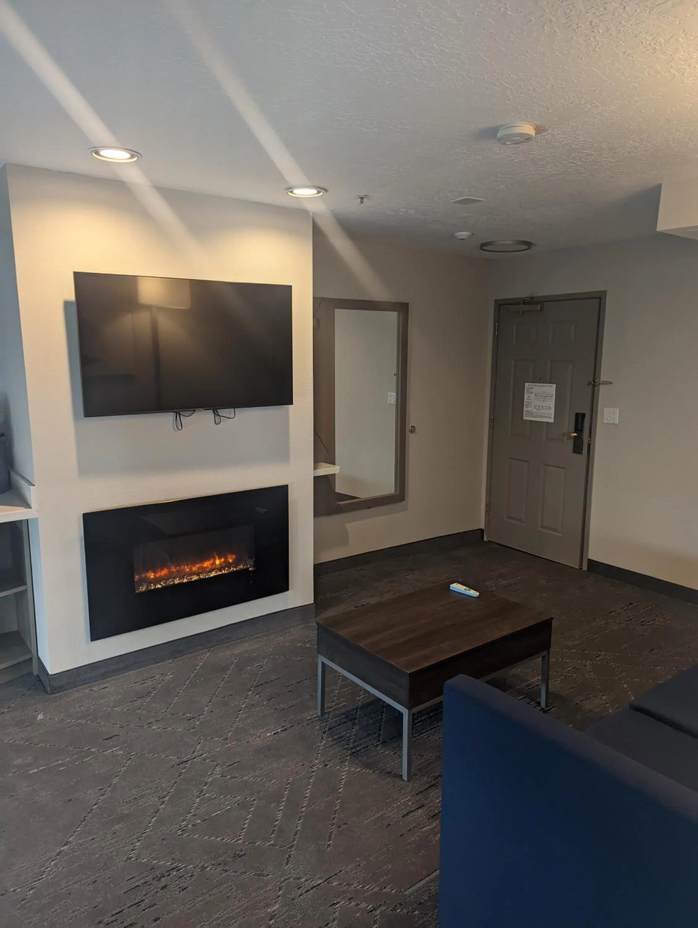 Bedroom in Holiday Inn Express & Suites Salt Lake City N - Bountiful by IHG