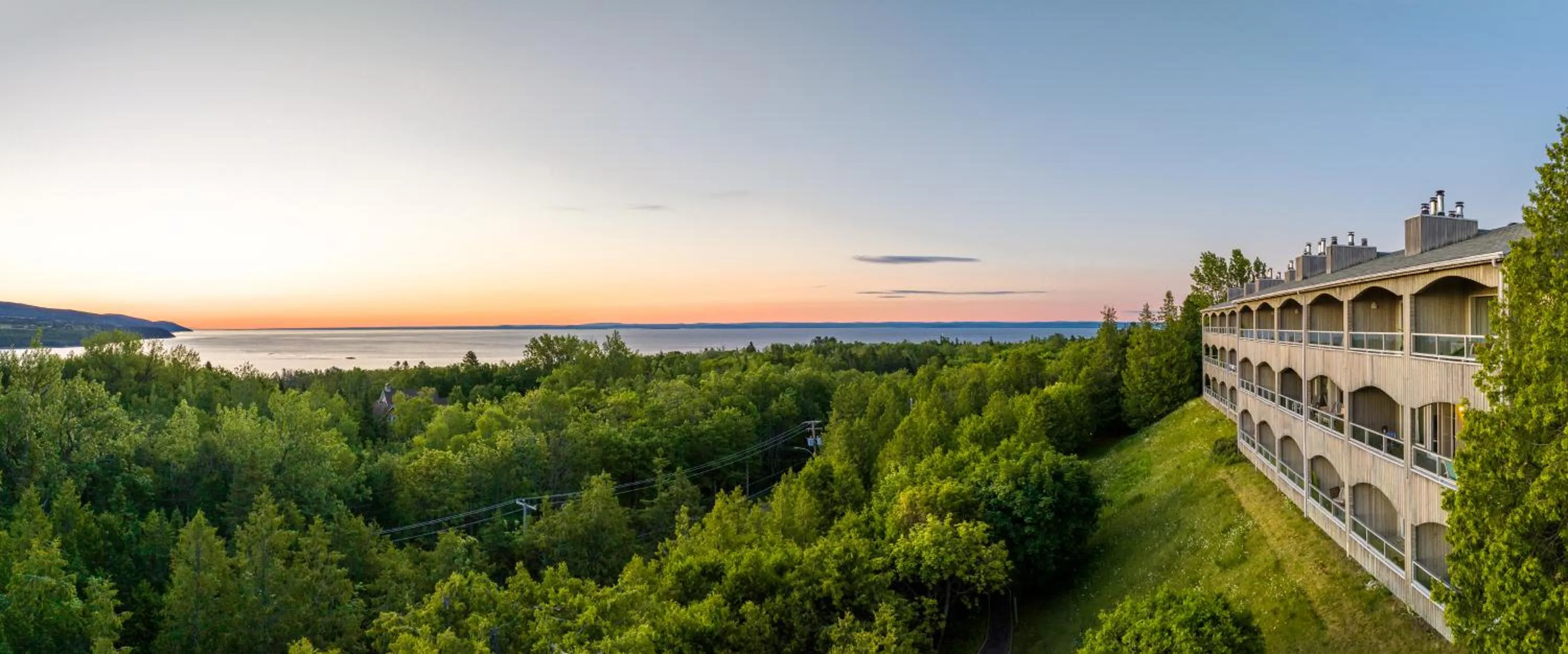 River view in Auberge des Falaises