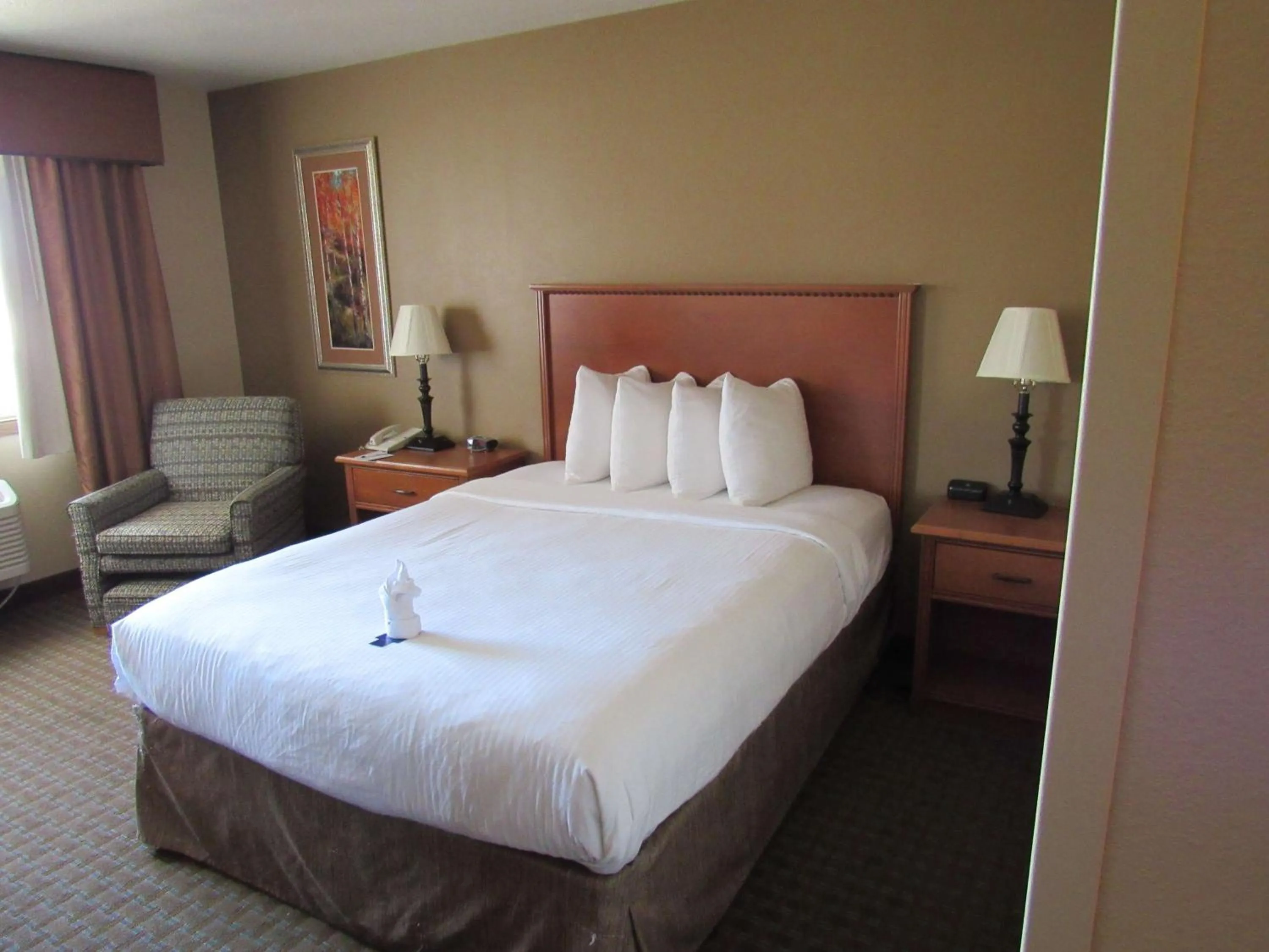 Bedroom, Bed in Best Western Empire Towers