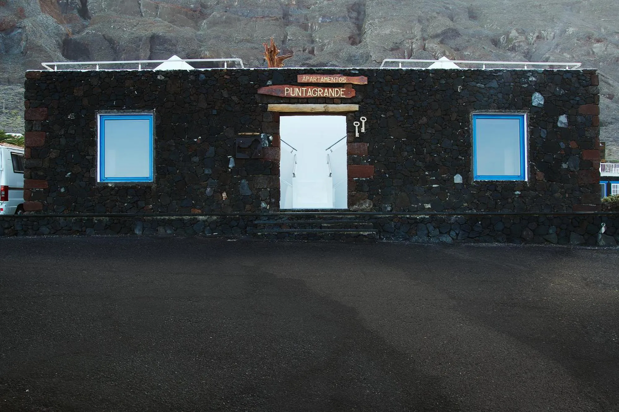 Facade/entrance in Hotel Puntagrande