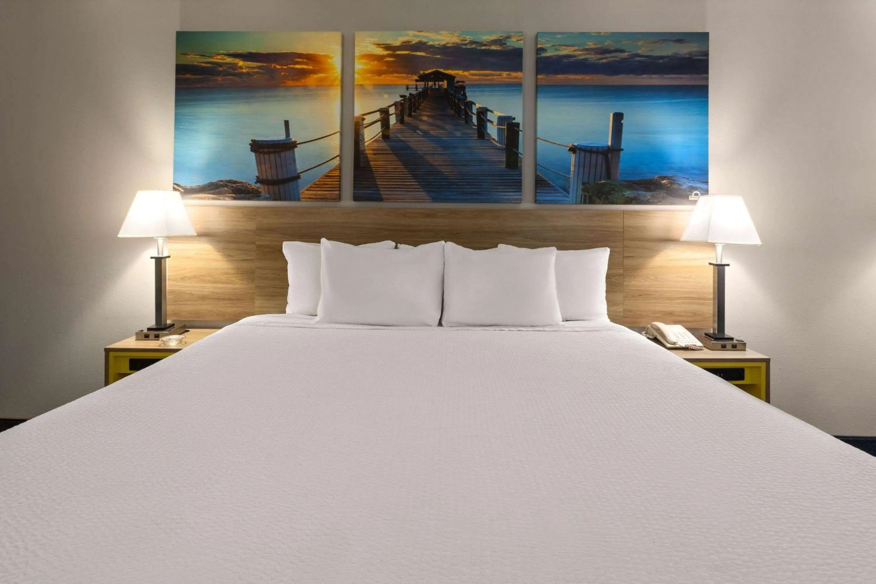 Photo of the whole room, Bed in Days Inn by Wyndham Douglasville-Atlanta-Fairburn Road