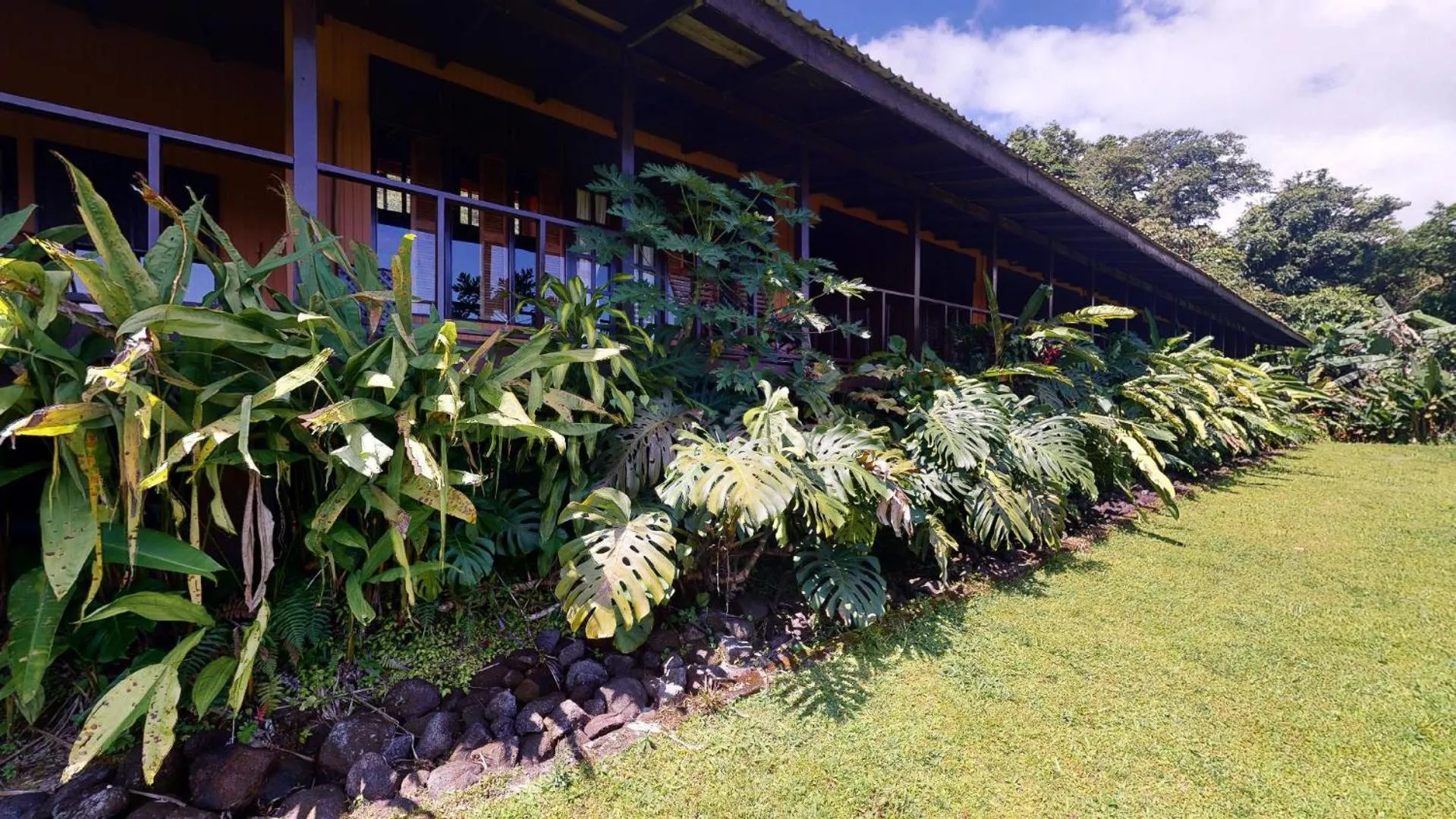 Property building in Hotel Arenal Lodge